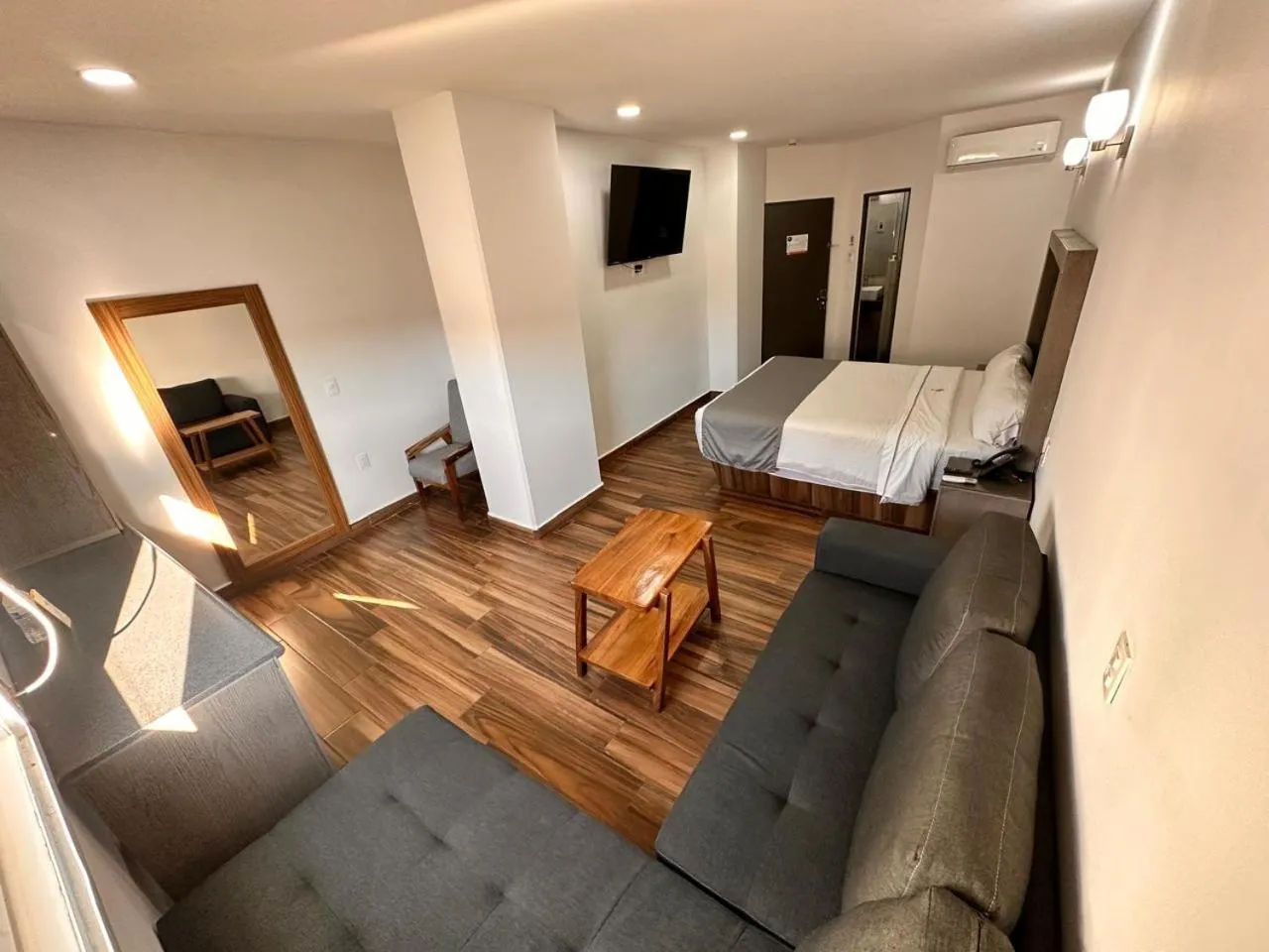 Bed in Hotel Bugari Aeropuerto Guadalajara