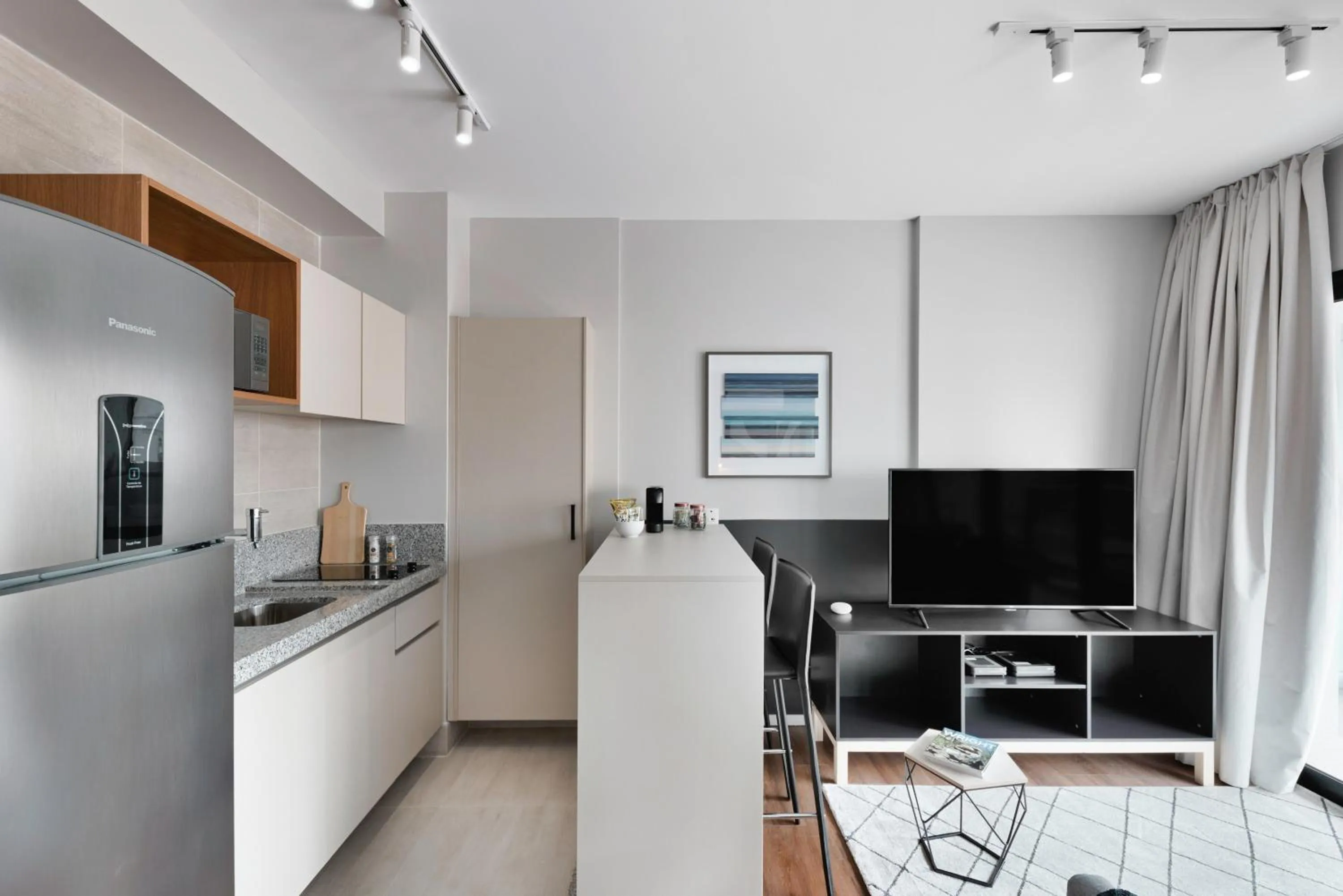 Day in Charlie NUN Itaim