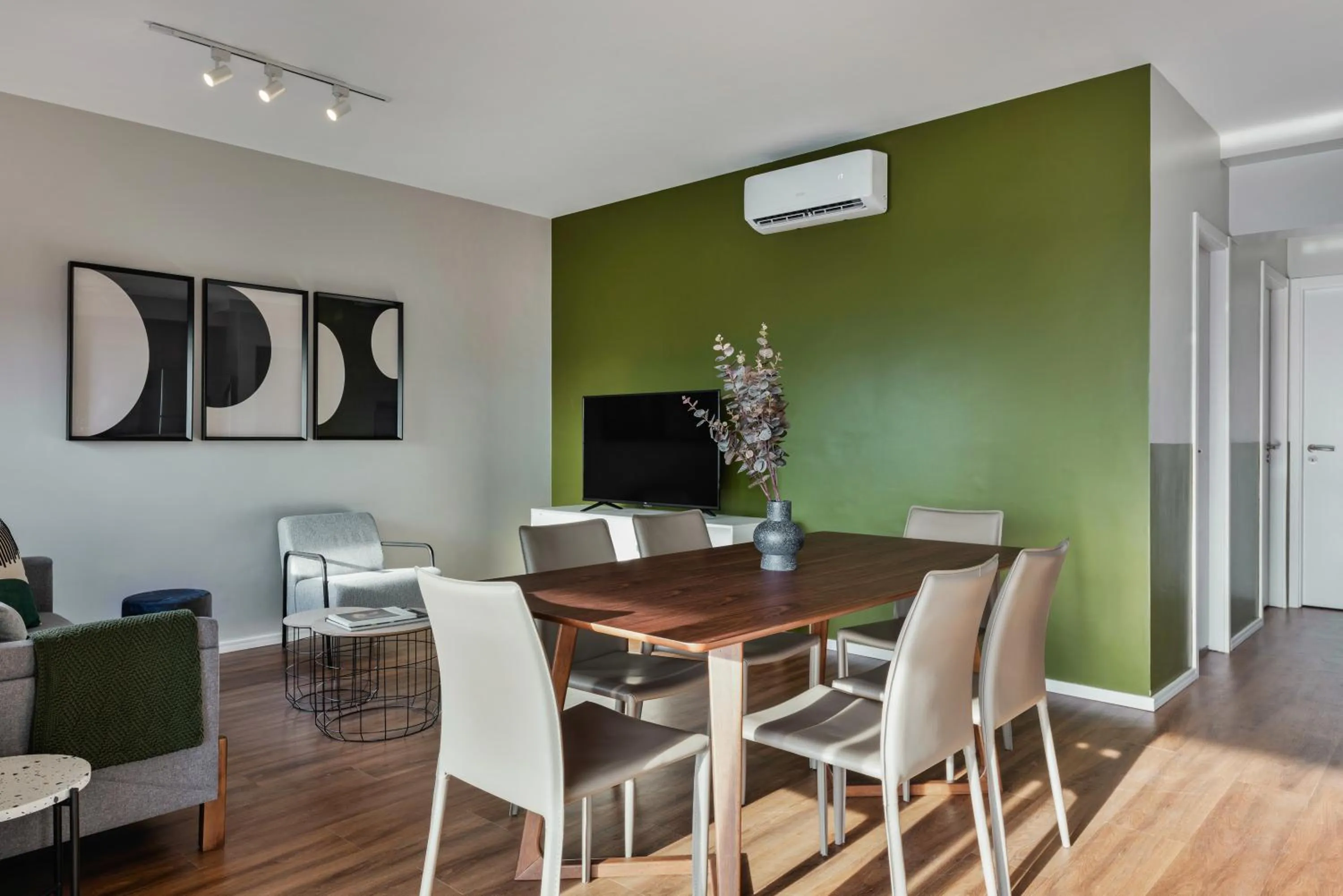 Dining area in Charlie NUN Itaim