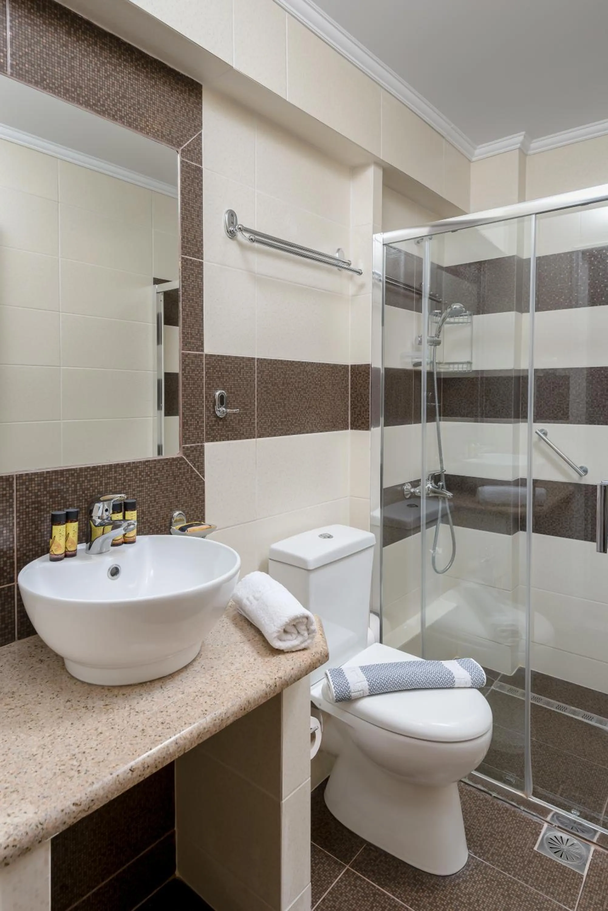 Shower in Oasis Apartments