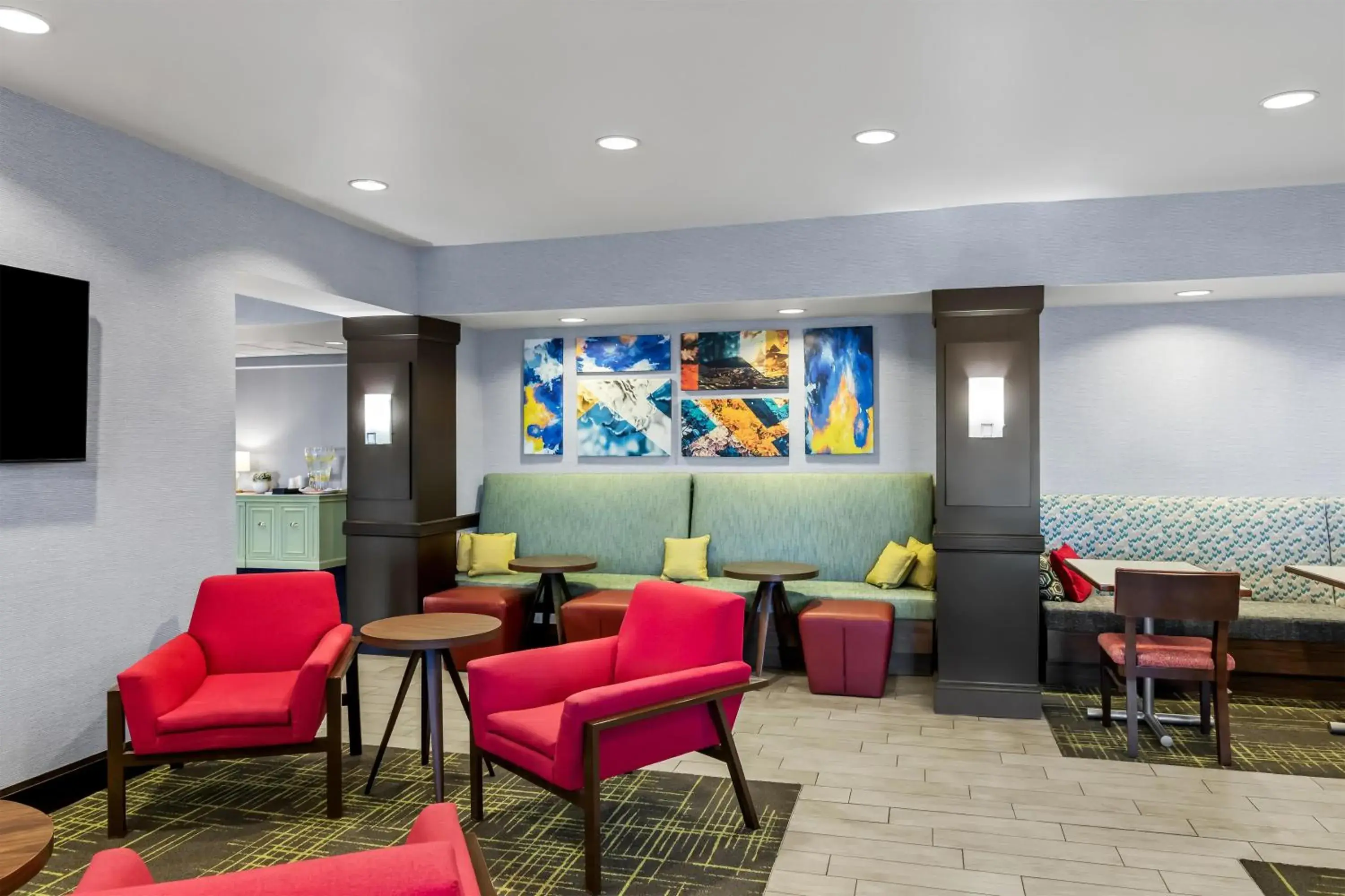 Lobby or reception in Hampton Inn Middletown Lobby or reception in Hampton Inn Middletown