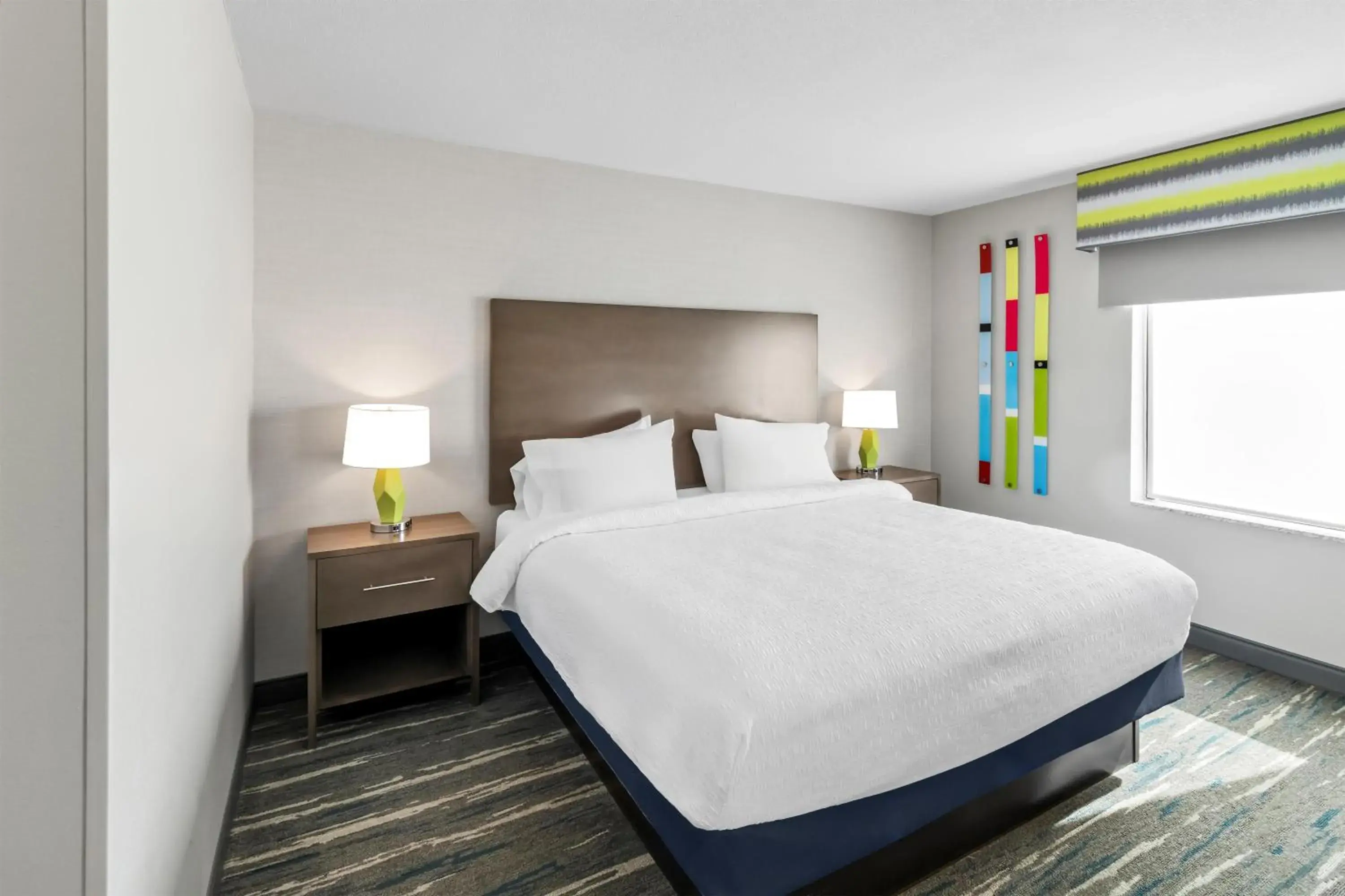 Bed in Hampton Inn Middletown Bed in Hampton Inn Middletown