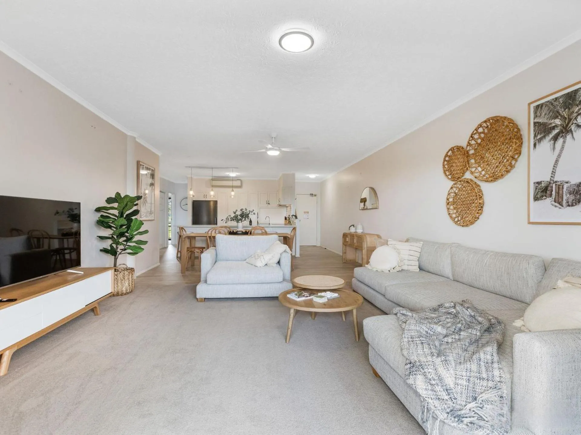 TV and multimedia in Kingscliff Paradise with Ocean Views