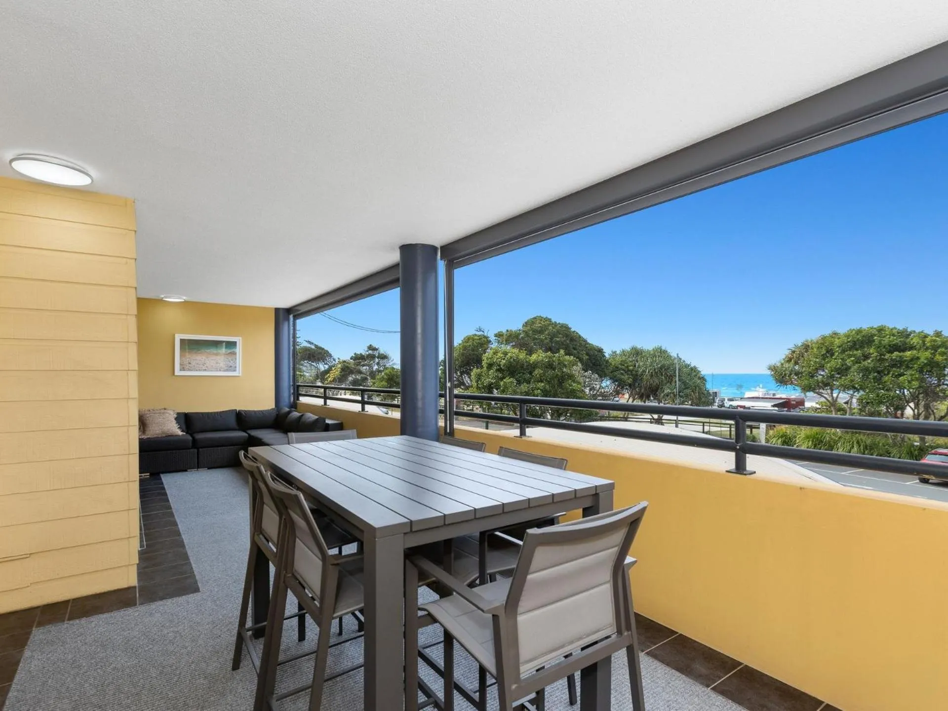 Patio in Kingscliff Paradise with Ocean Views