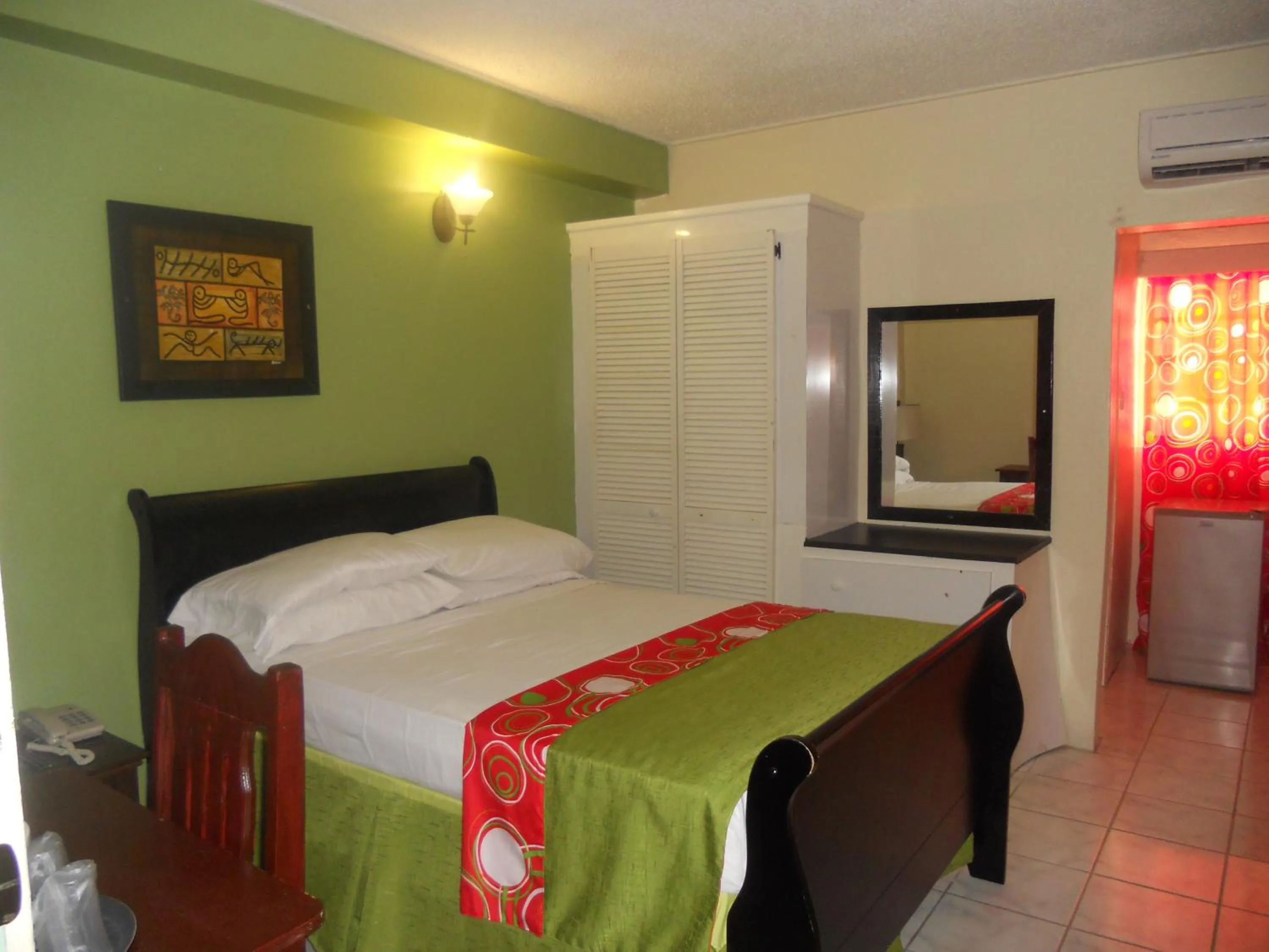 Bed in Seaview Inn