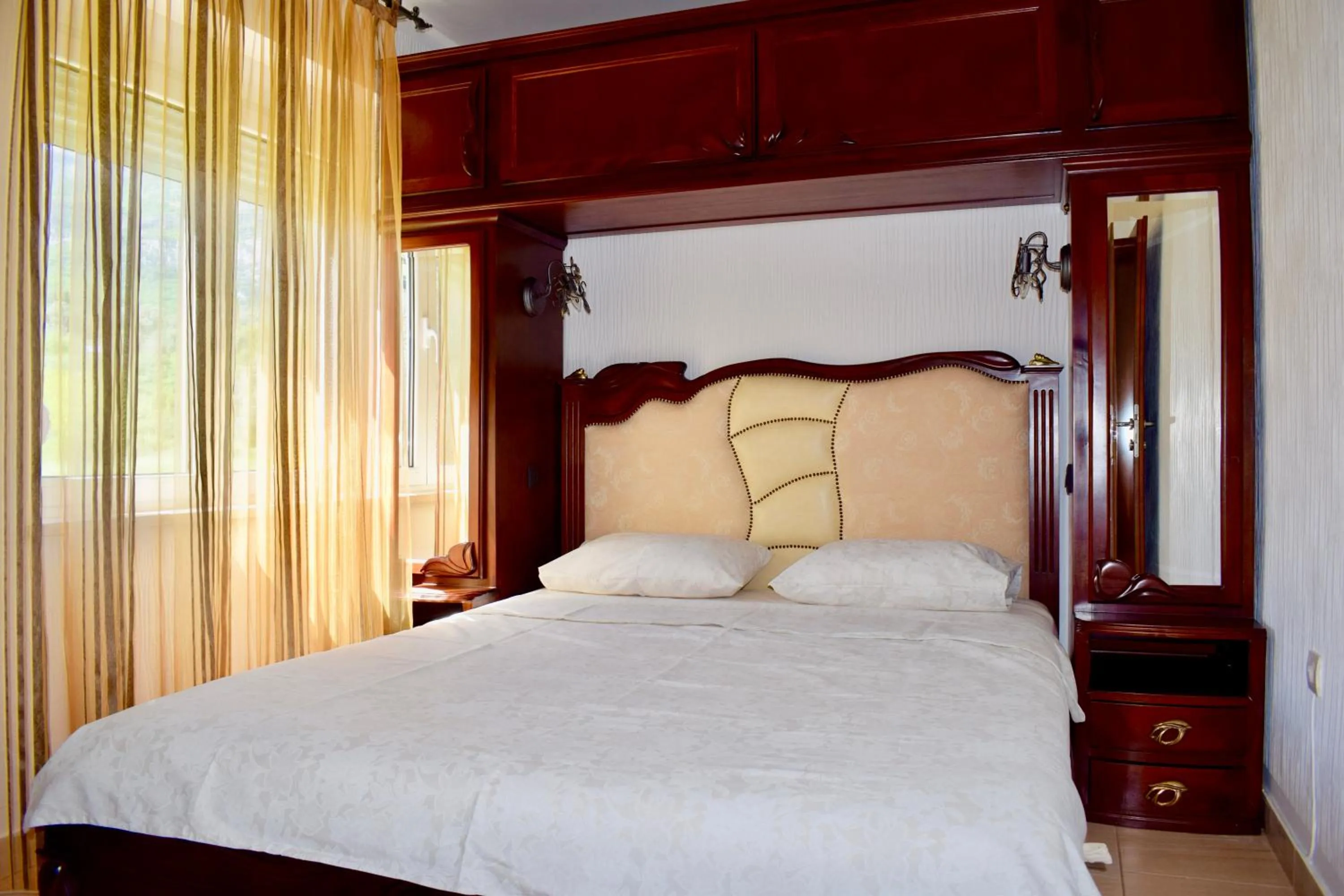 Bed in Villa Dolphin Apartments