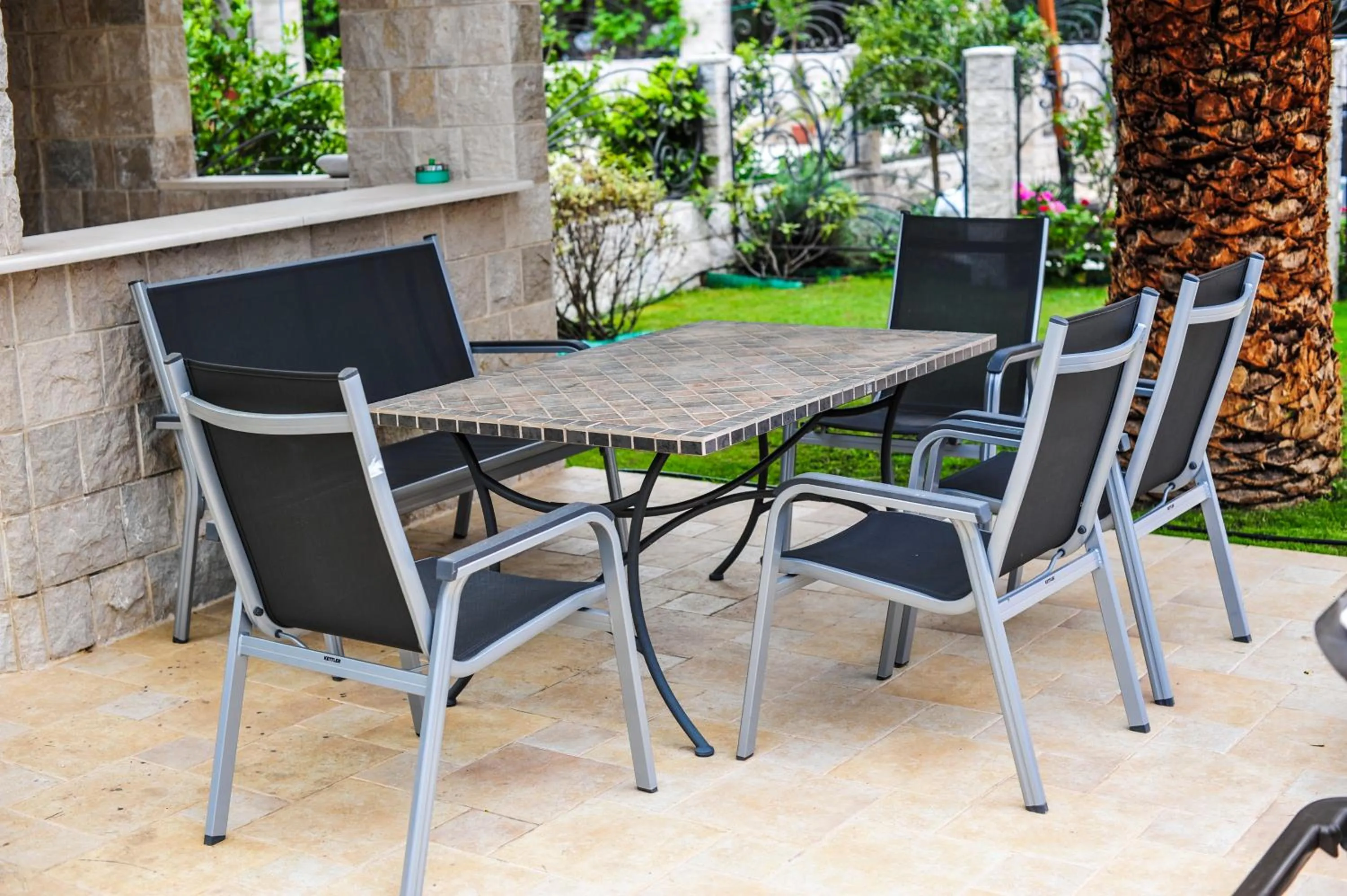 Patio in Villa Dolphin Apartments