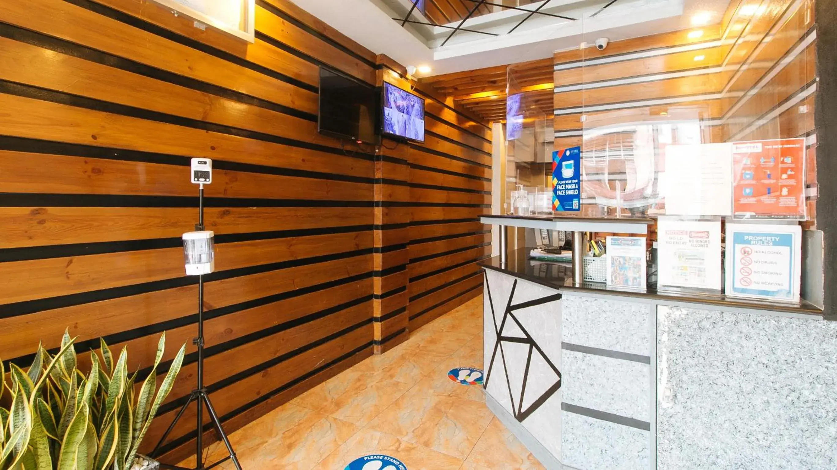 Lobby or reception in RedDoorz @ Good 101 Quiricada Manila Lobby or reception in RedDoorz @ Good 101 Quiricada Manila