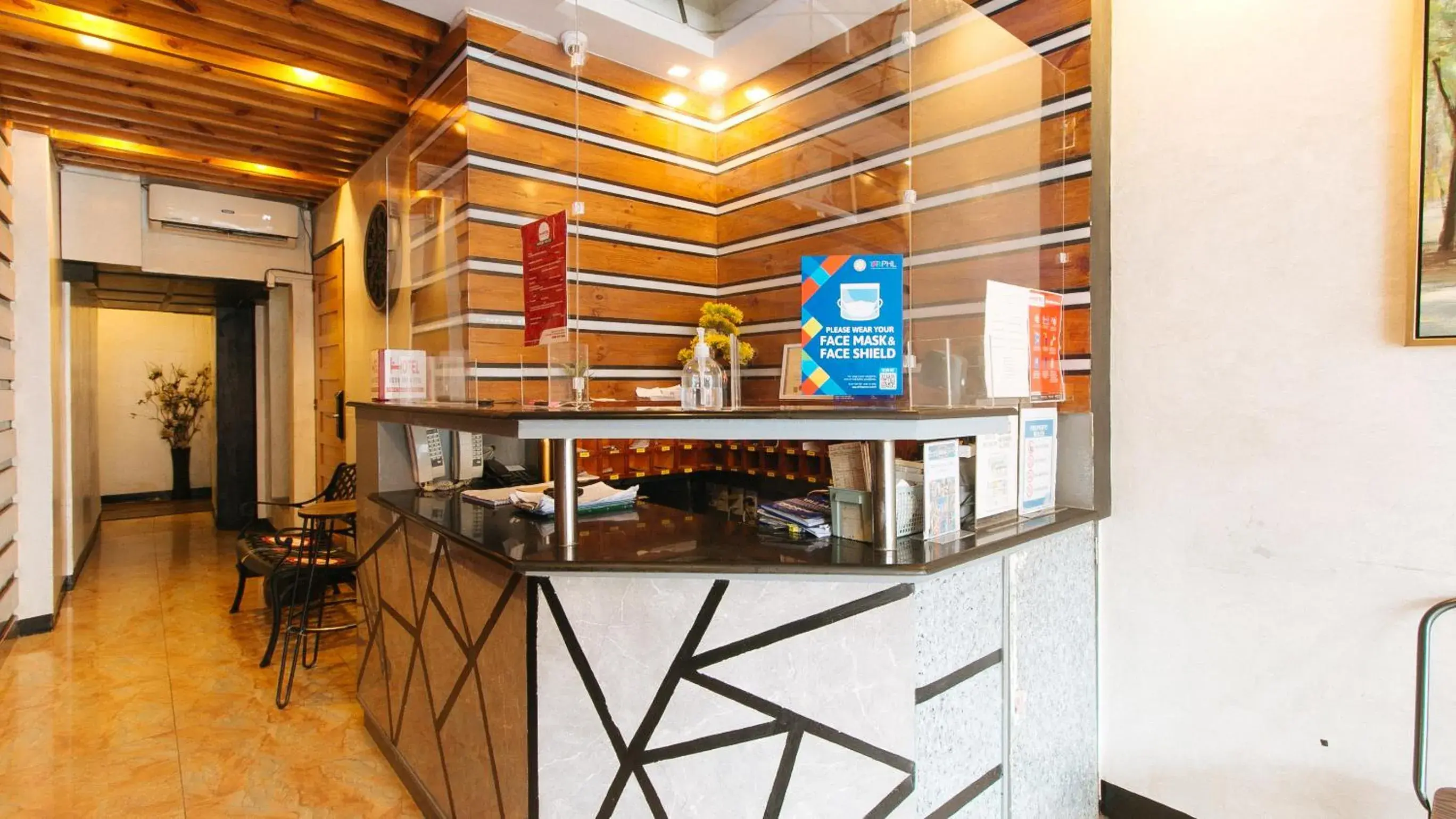 Lobby or reception in RedDoorz @ Good 101 Quiricada Manila Lobby or reception in RedDoorz @ Good 101 Quiricada Manila