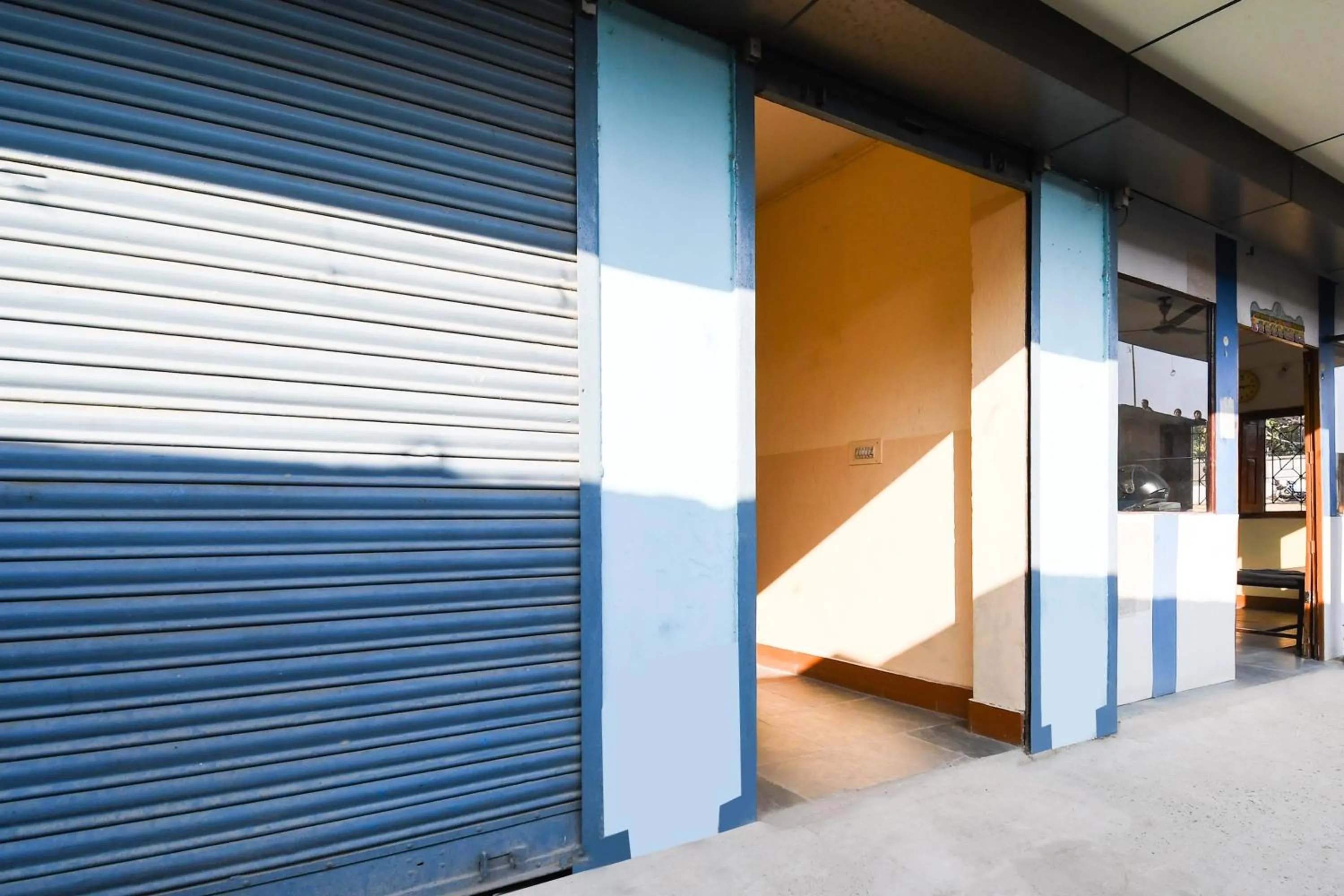 Facade/entrance in Super Collection O Hirak Road Dhanbad formerly Hirak Inn