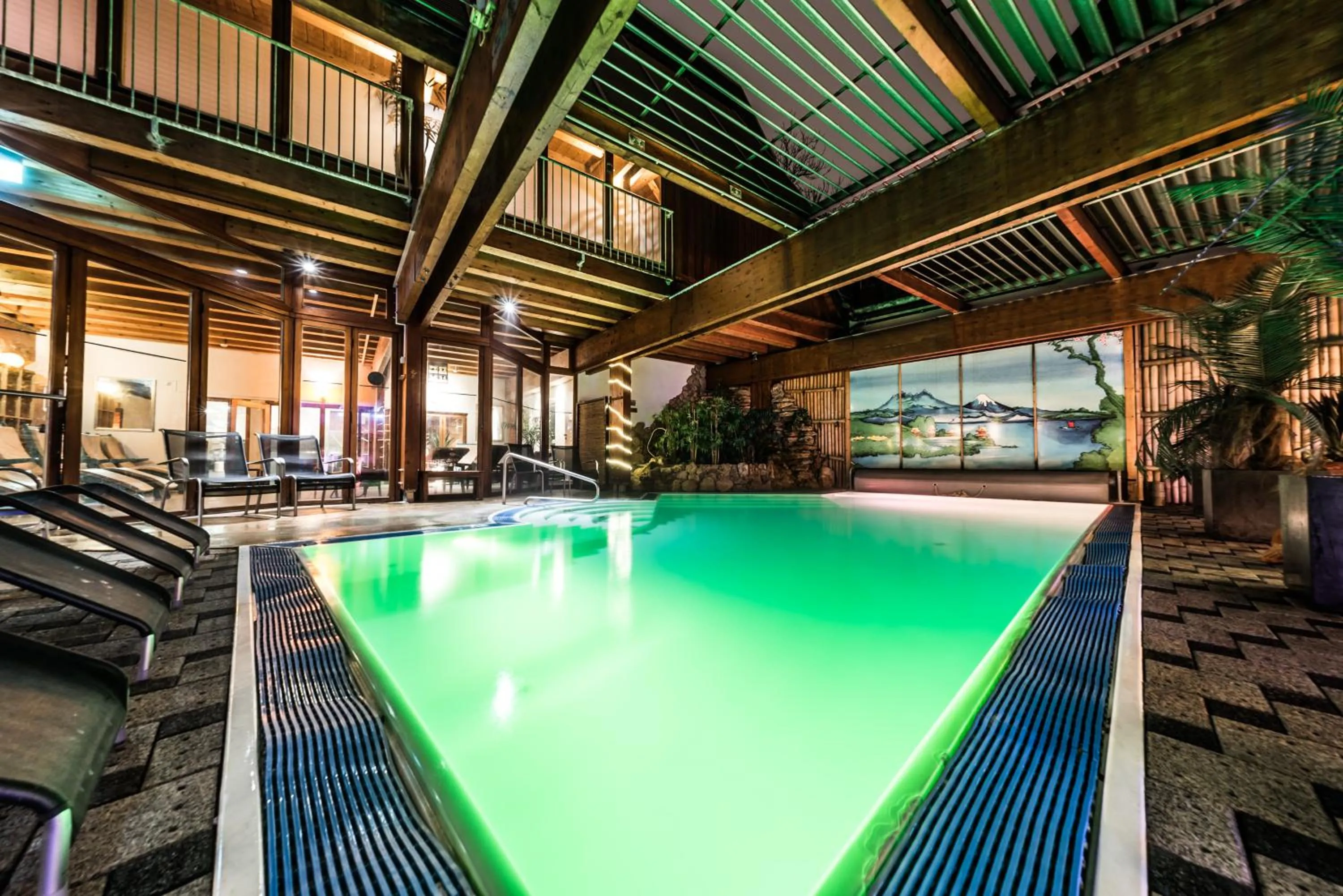 Swimming pool in Mauritius Hotel & Therme