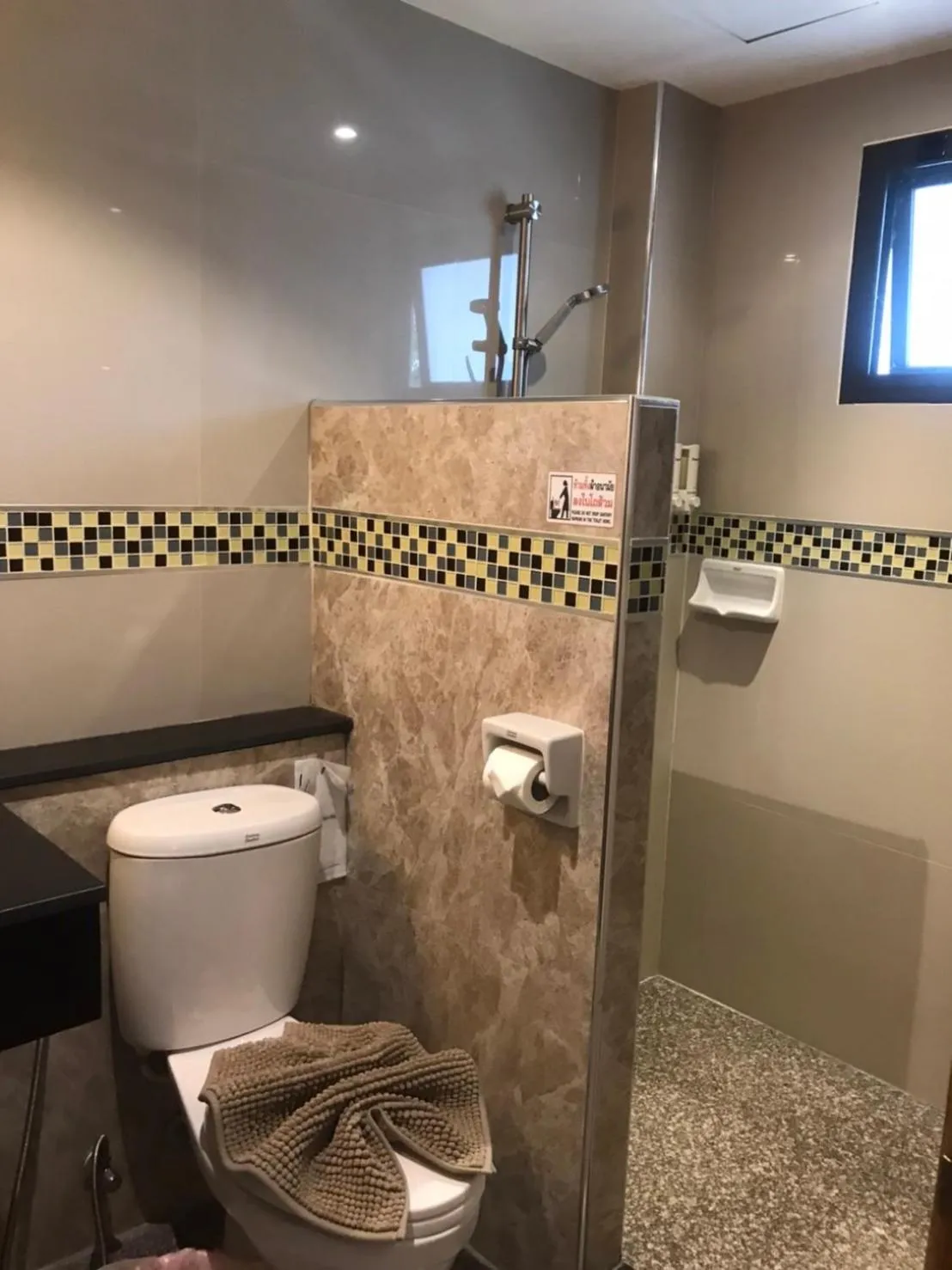 Bathroom in DD Residence Sai5 Salaya ห้องพัก ดีดี สาย5 ศาลายา