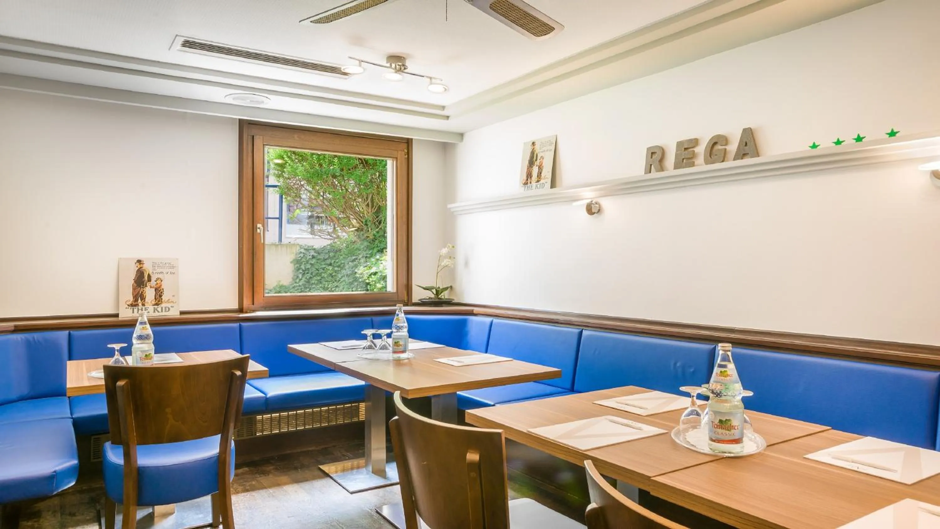 Restaurant/places to eat in Garner Hotel Stuttgart City Centre by IHG