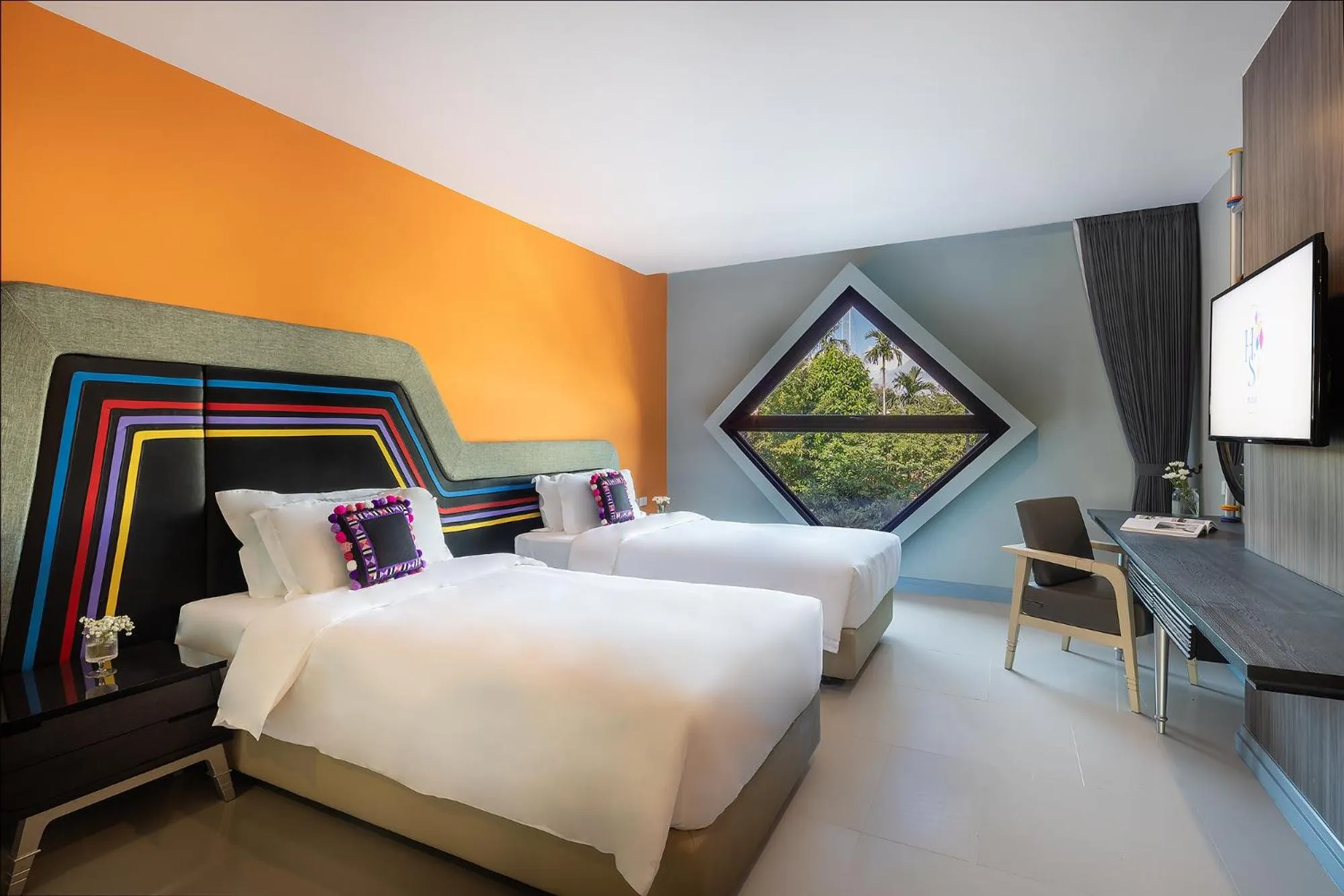 Bedroom, Bed in Hotel Selene Chiang Rai