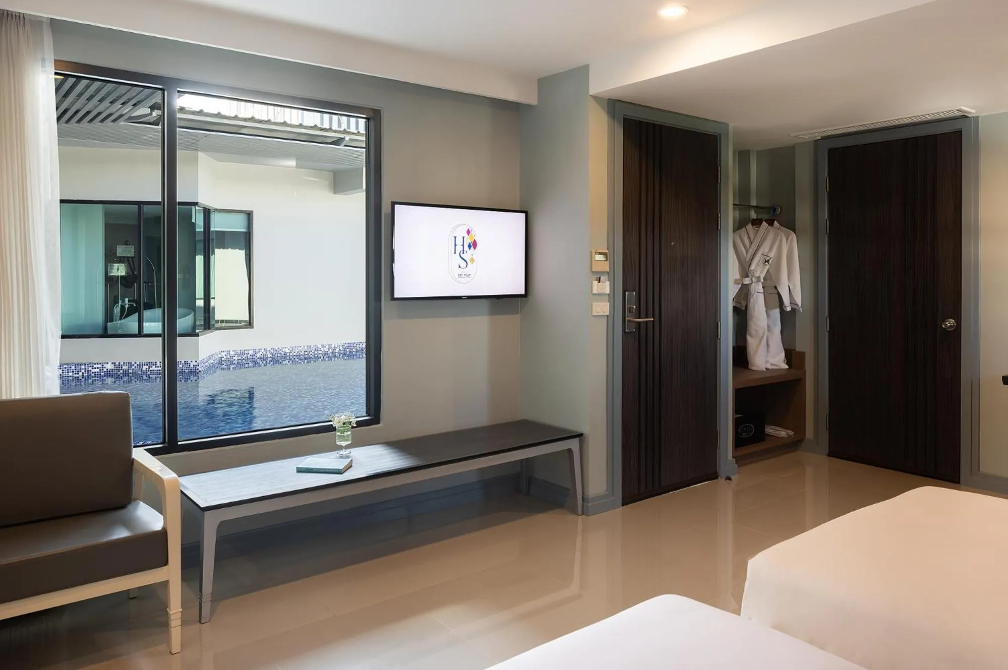 Bedroom, Bed in Hotel Selene Chiang Rai