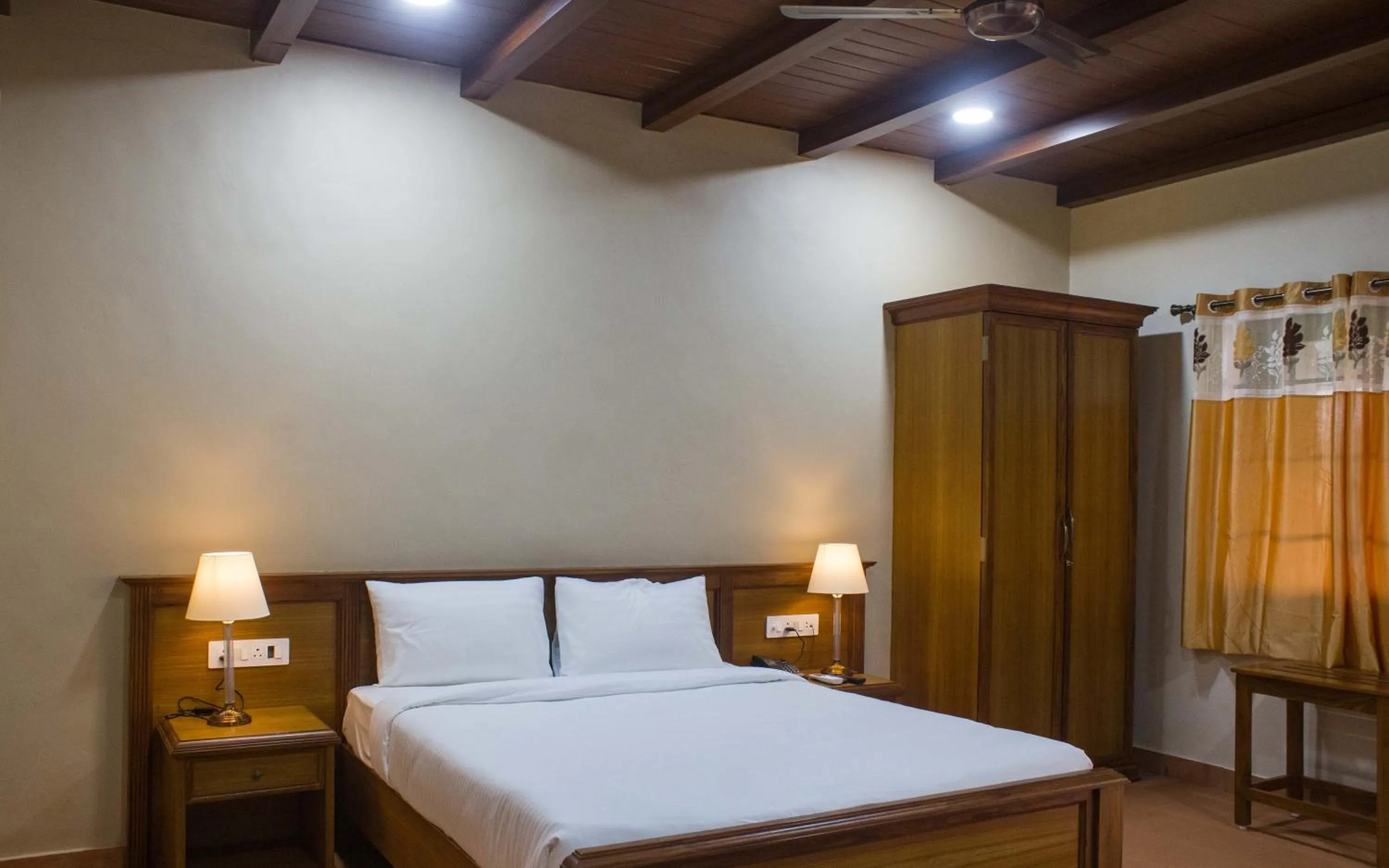 Bed in Wildcat Resort Tadoba