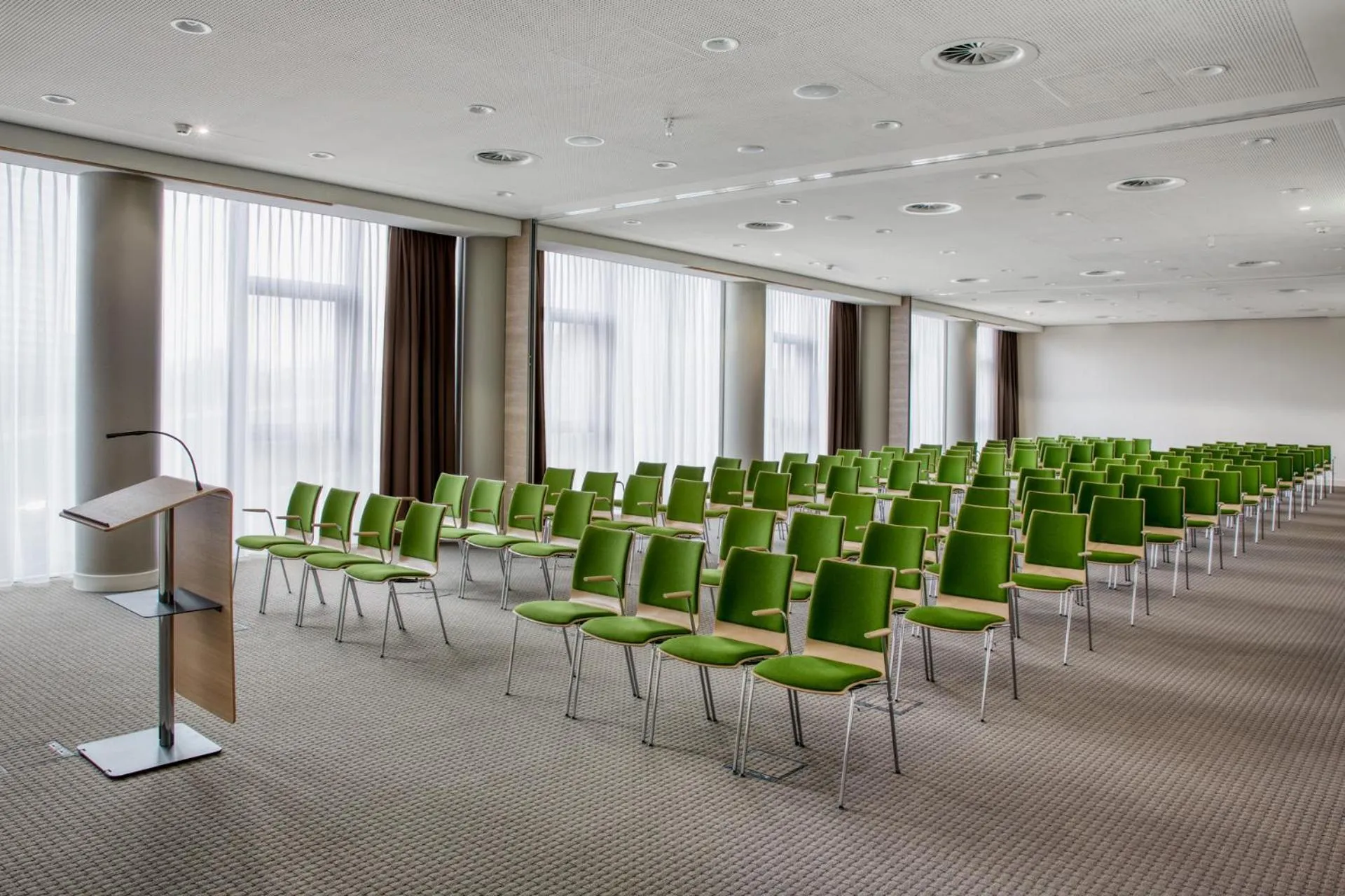 Meeting/conference room in IntercityHotel Amsterdam Schiphol Airport