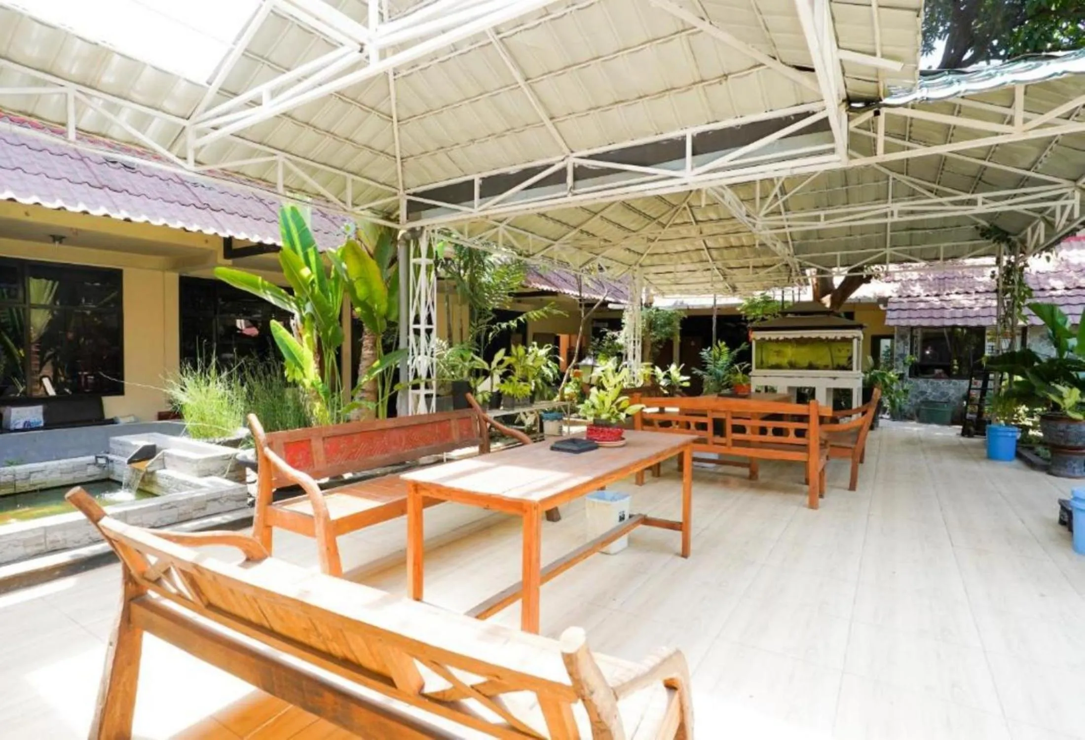 Hotel Suroyo RedPartner