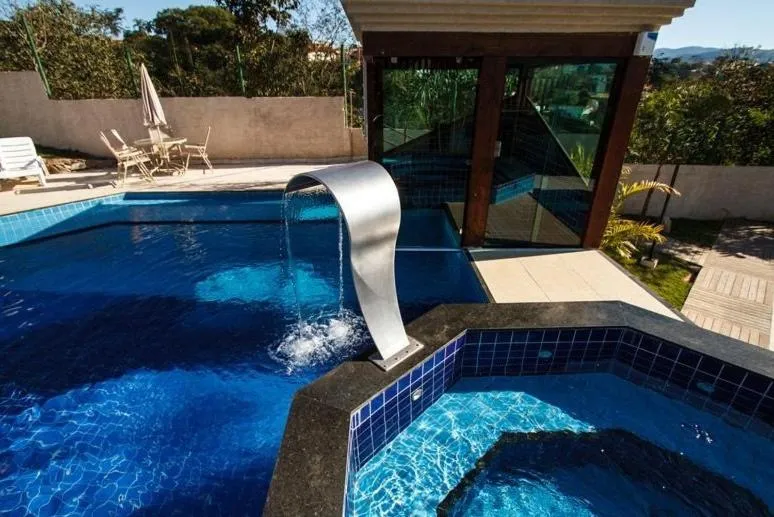 Swimming pool in Estrada Real Palace Hotel