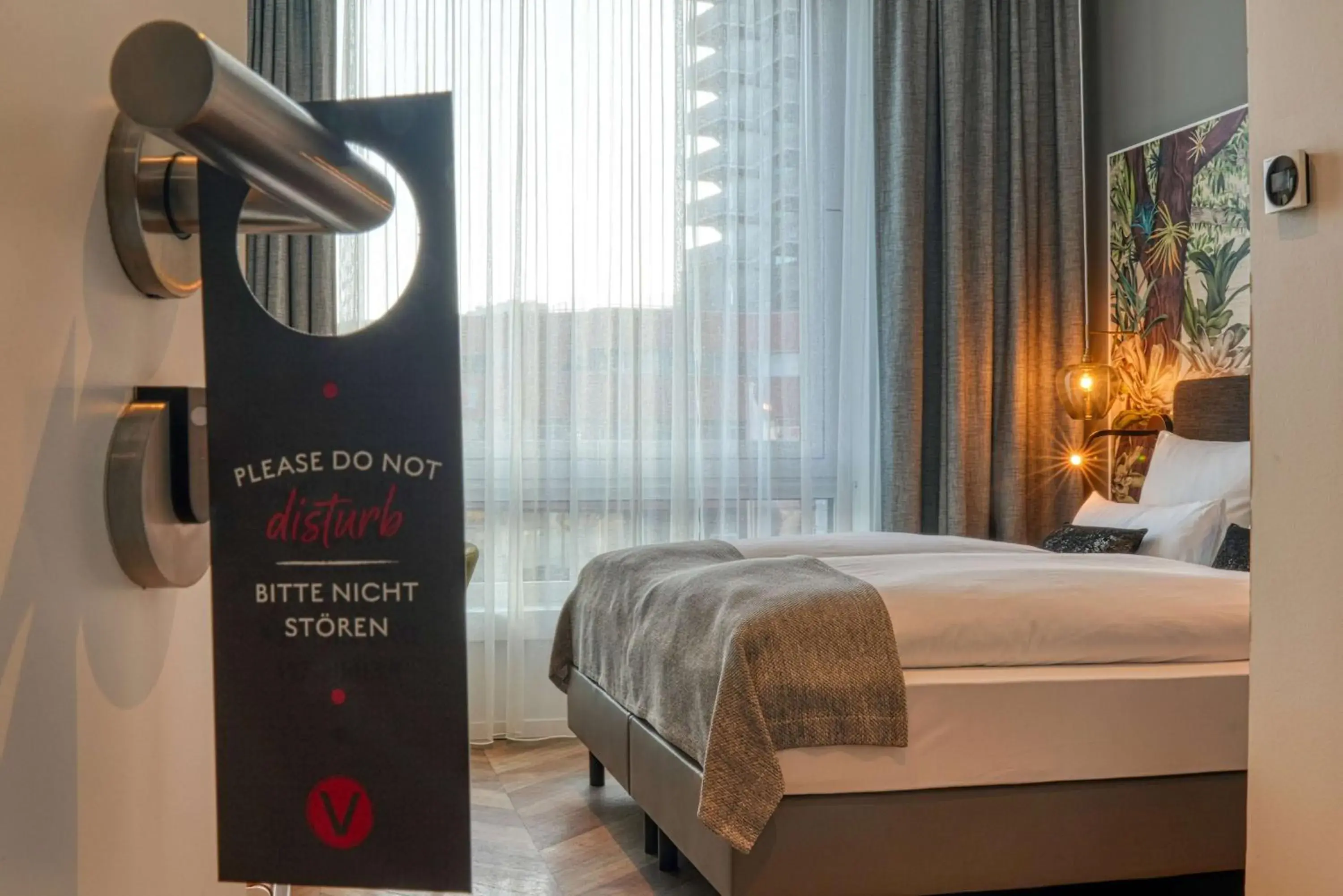 Photo of the whole room, Bed in Vienna House Easy by Wyndham Hamburg Bergedorf Photo of the whole room, Bed in Vienna House Easy by Wyndham Hamburg Bergedorf