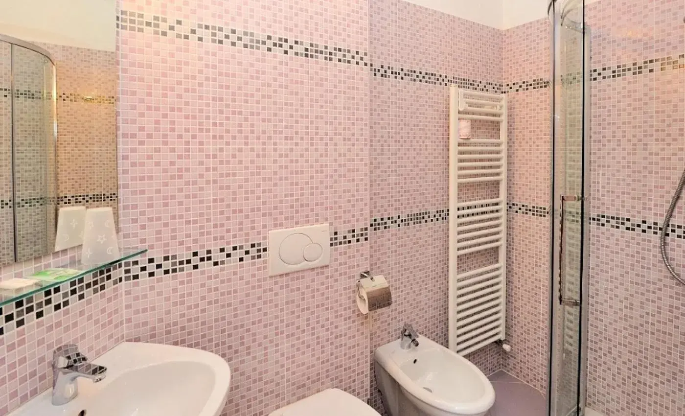 Bathroom in Hotel San Sebastiano