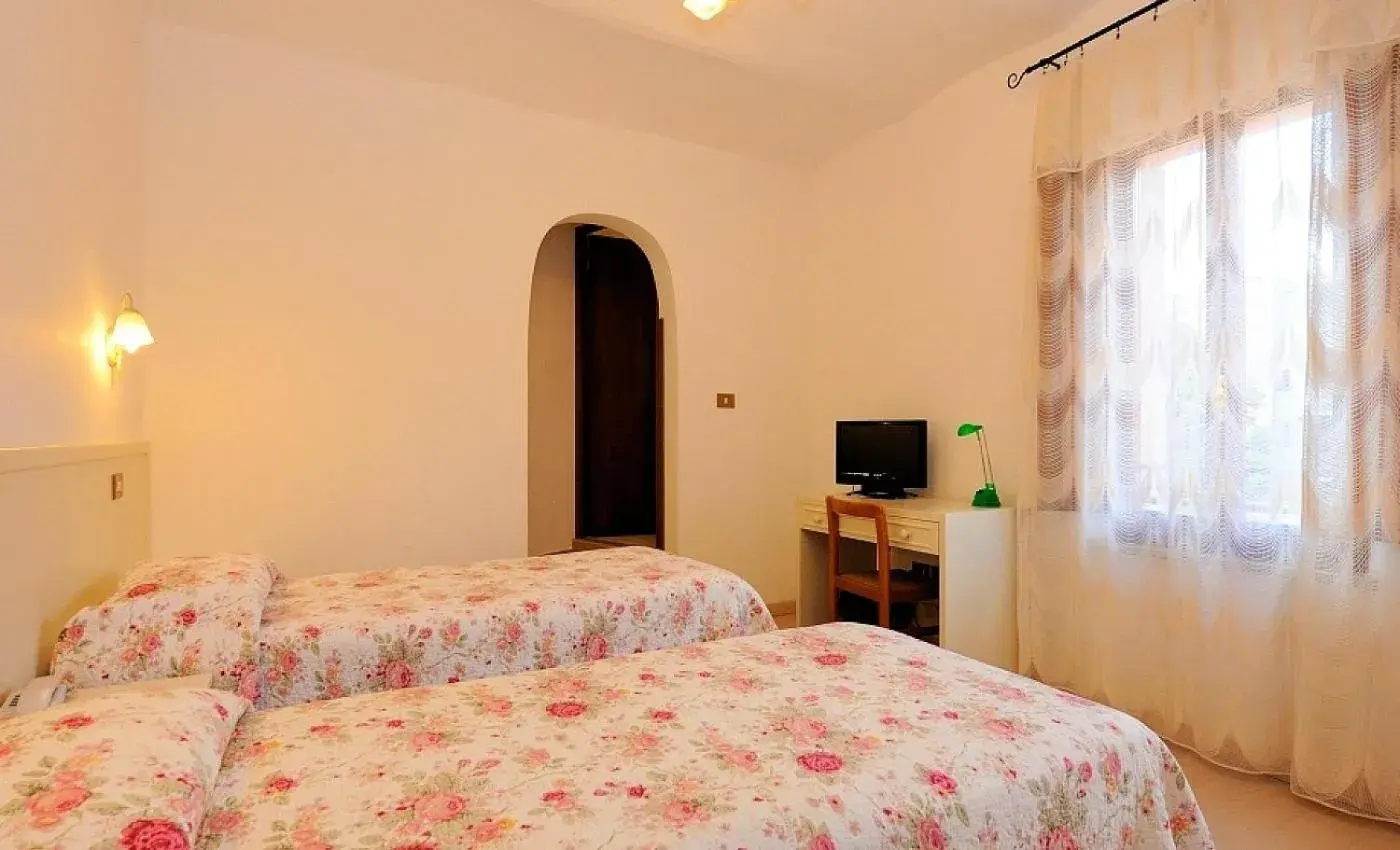 Photo of the whole room, Bed in Hotel San Sebastiano