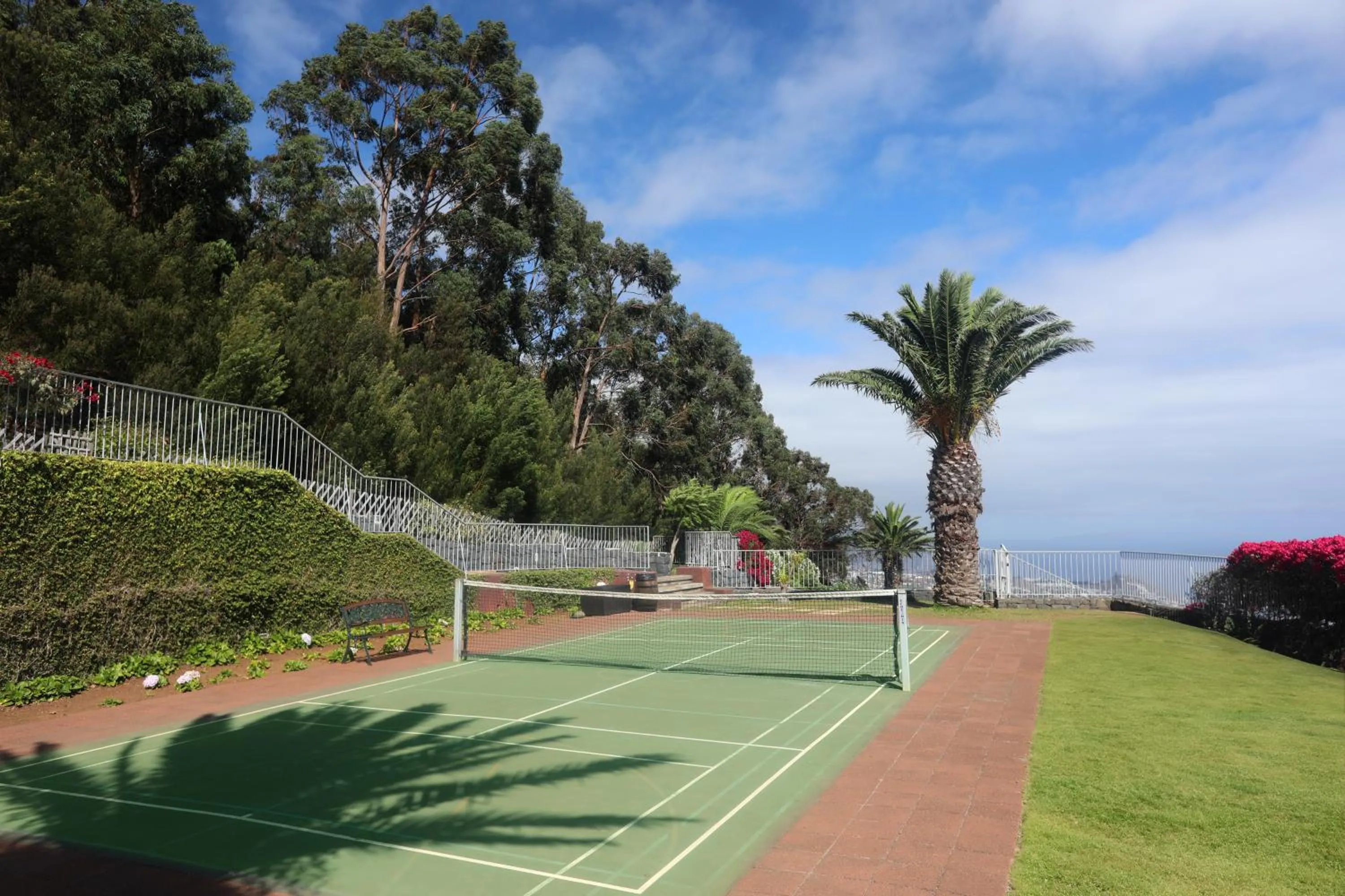 Tennis court in Village Cabo Girao