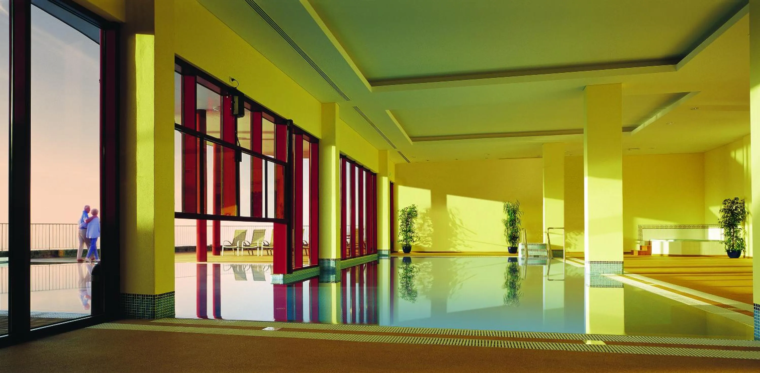 Swimming pool in Village Cabo Girao