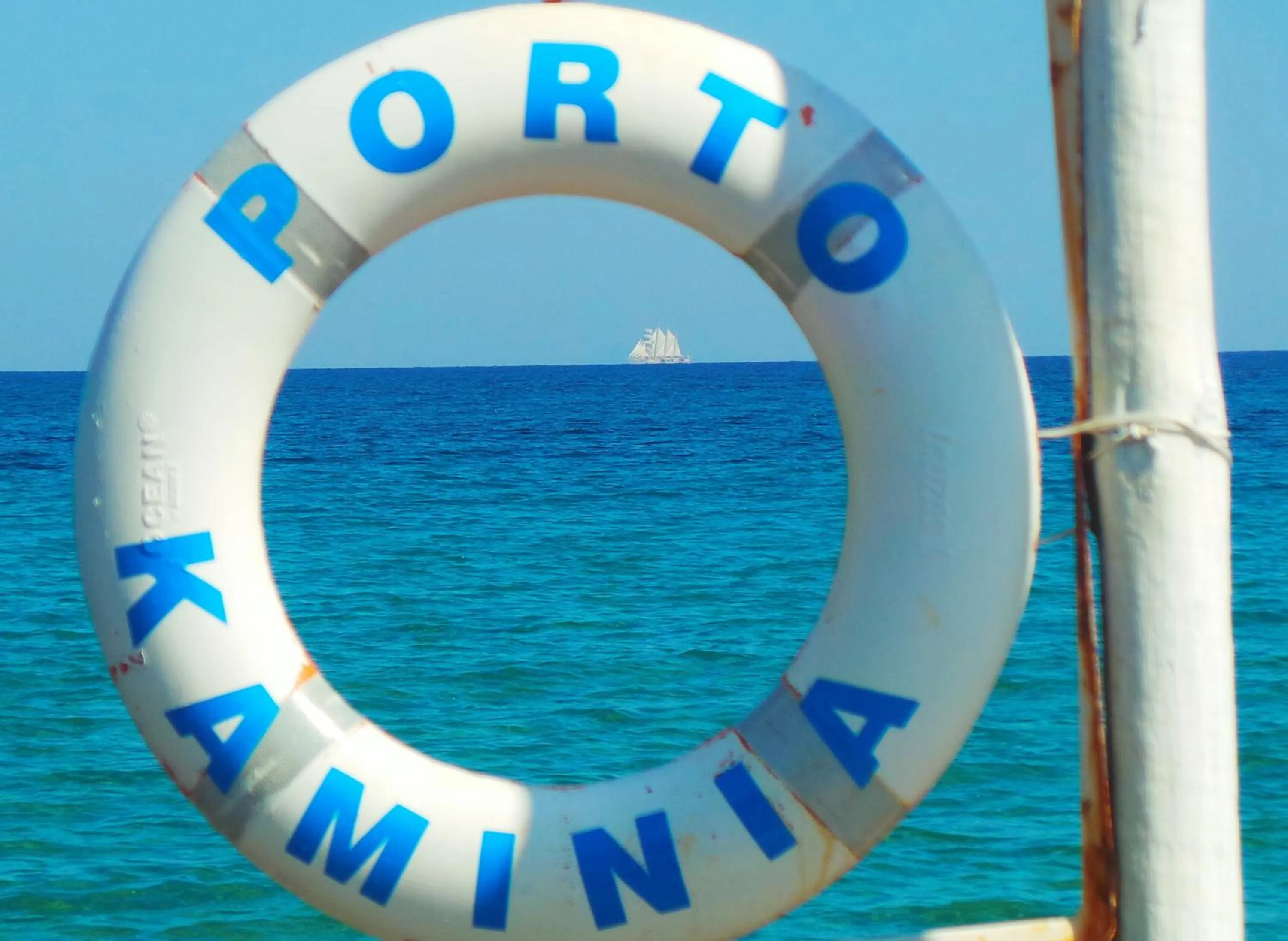 Restaurant/places to eat in Fiore Beach Studios