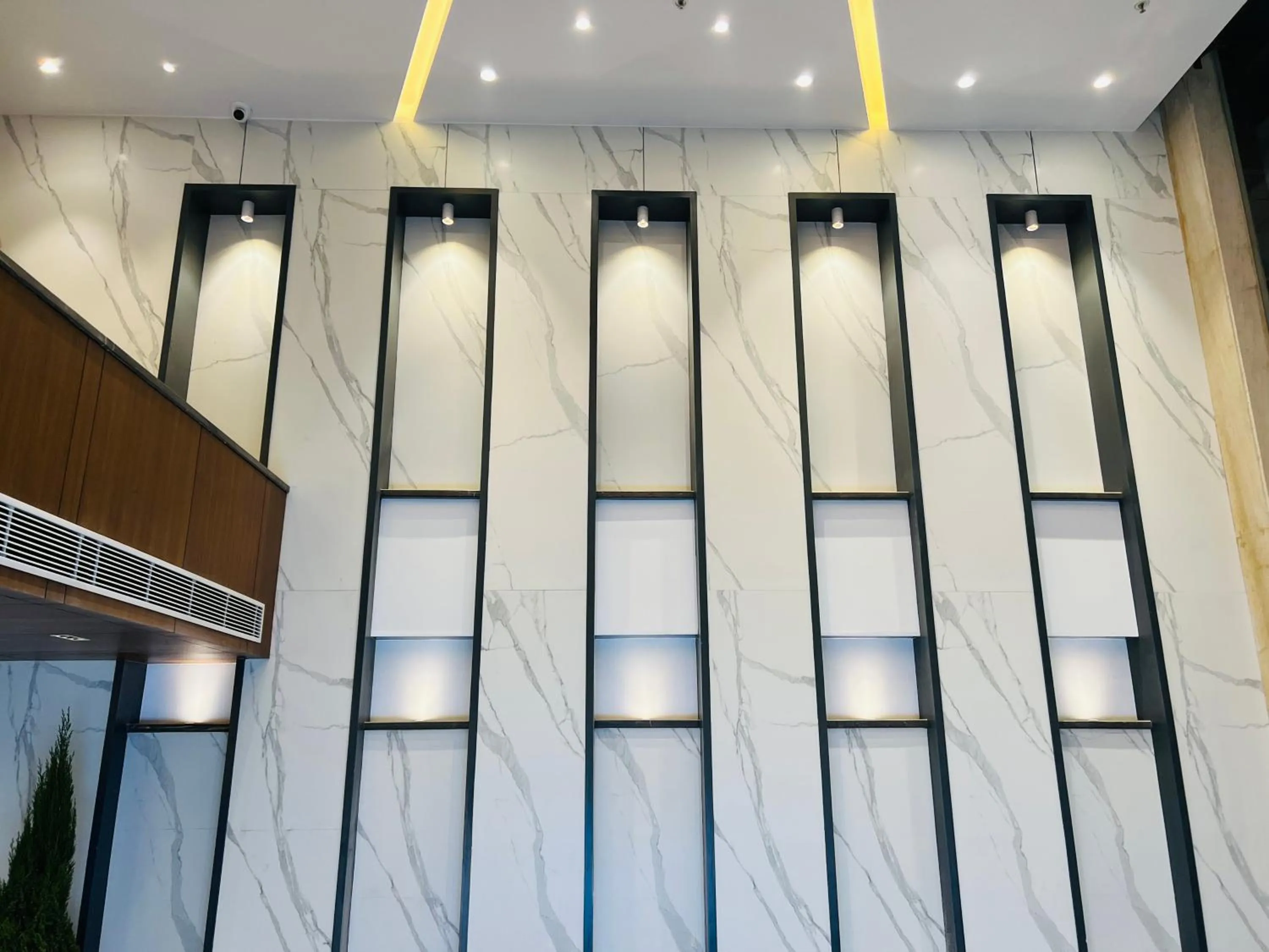 Lobby or reception in The Prime Delhi Luxe Collection Hotel