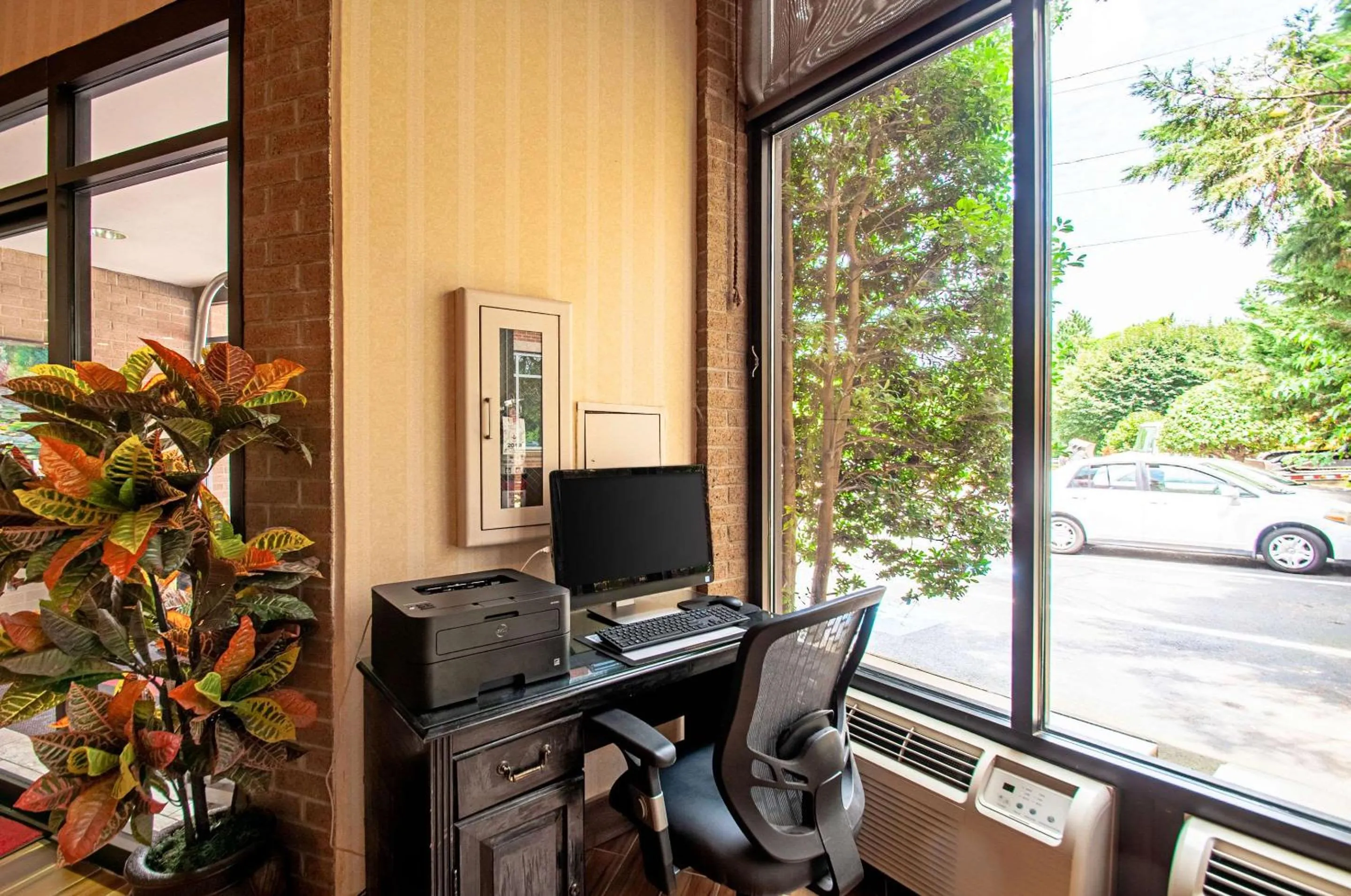 Business facilities in Econo Lodge Metro
