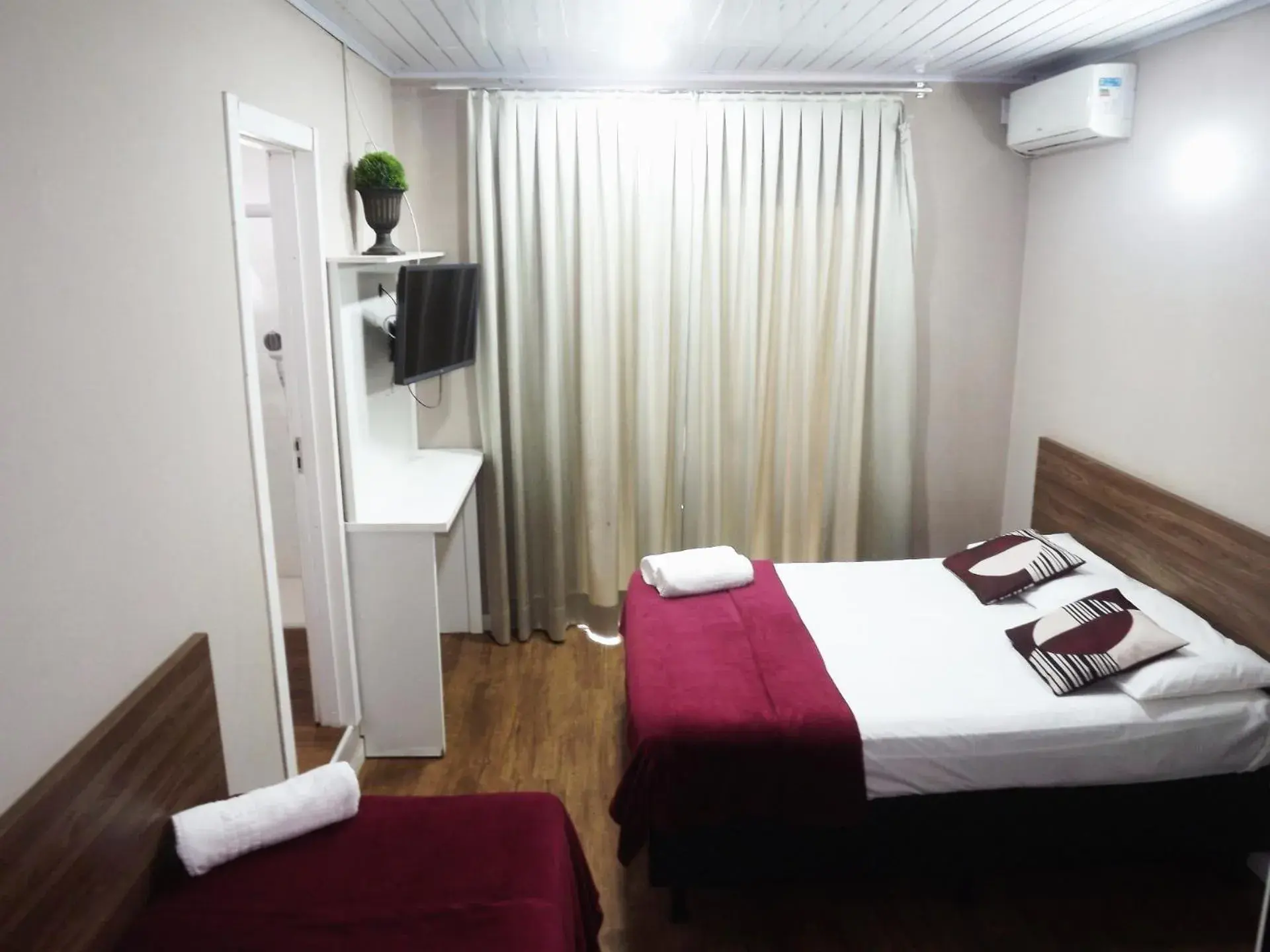 Classic Triple Room in Pousada do Pescador Classic Triple Room in Pousada do Pescador