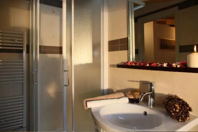 Bathroom in Residence Ilario Suite Hotel