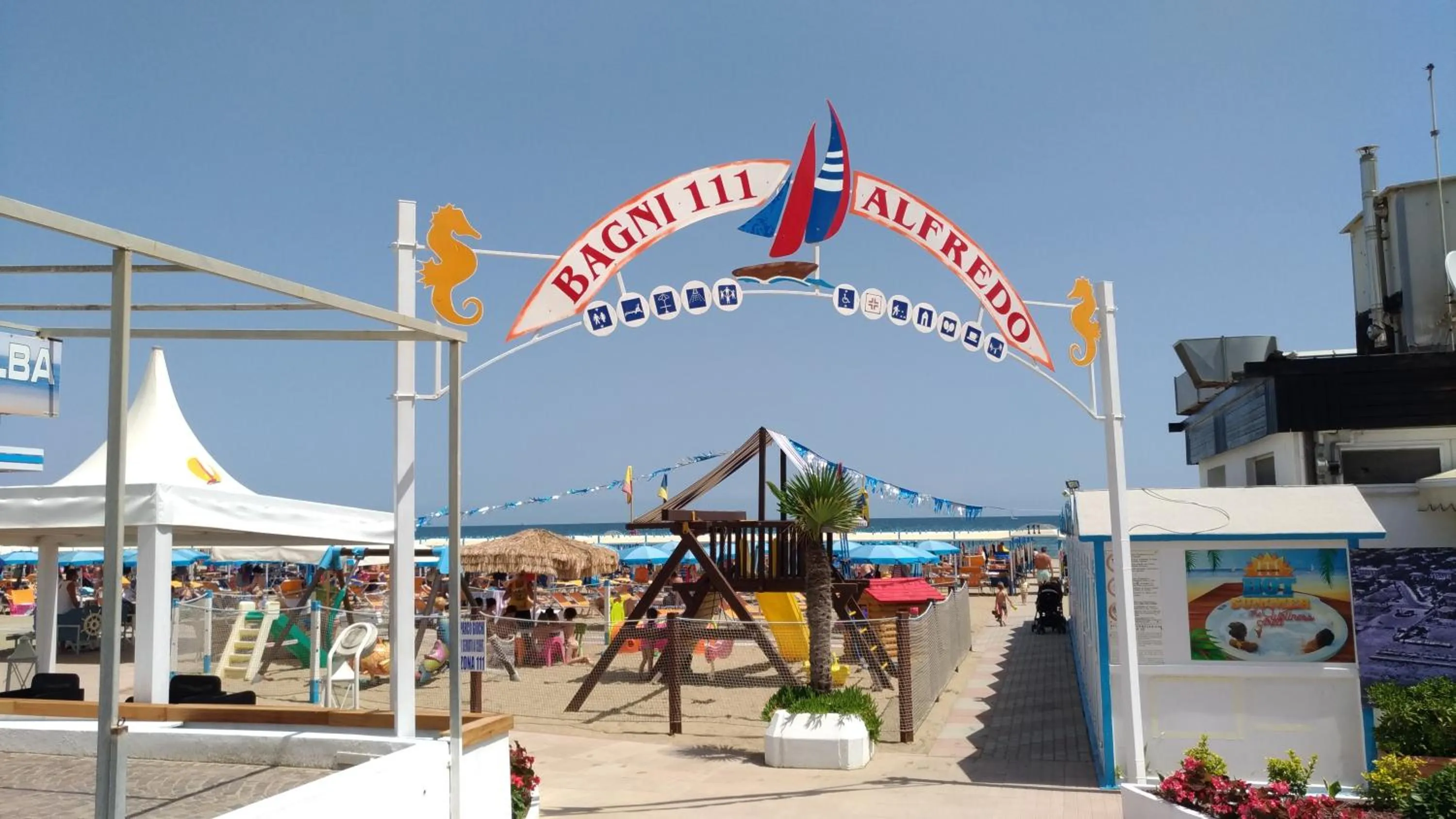 Beach in Residence Ilario Suite Hotel