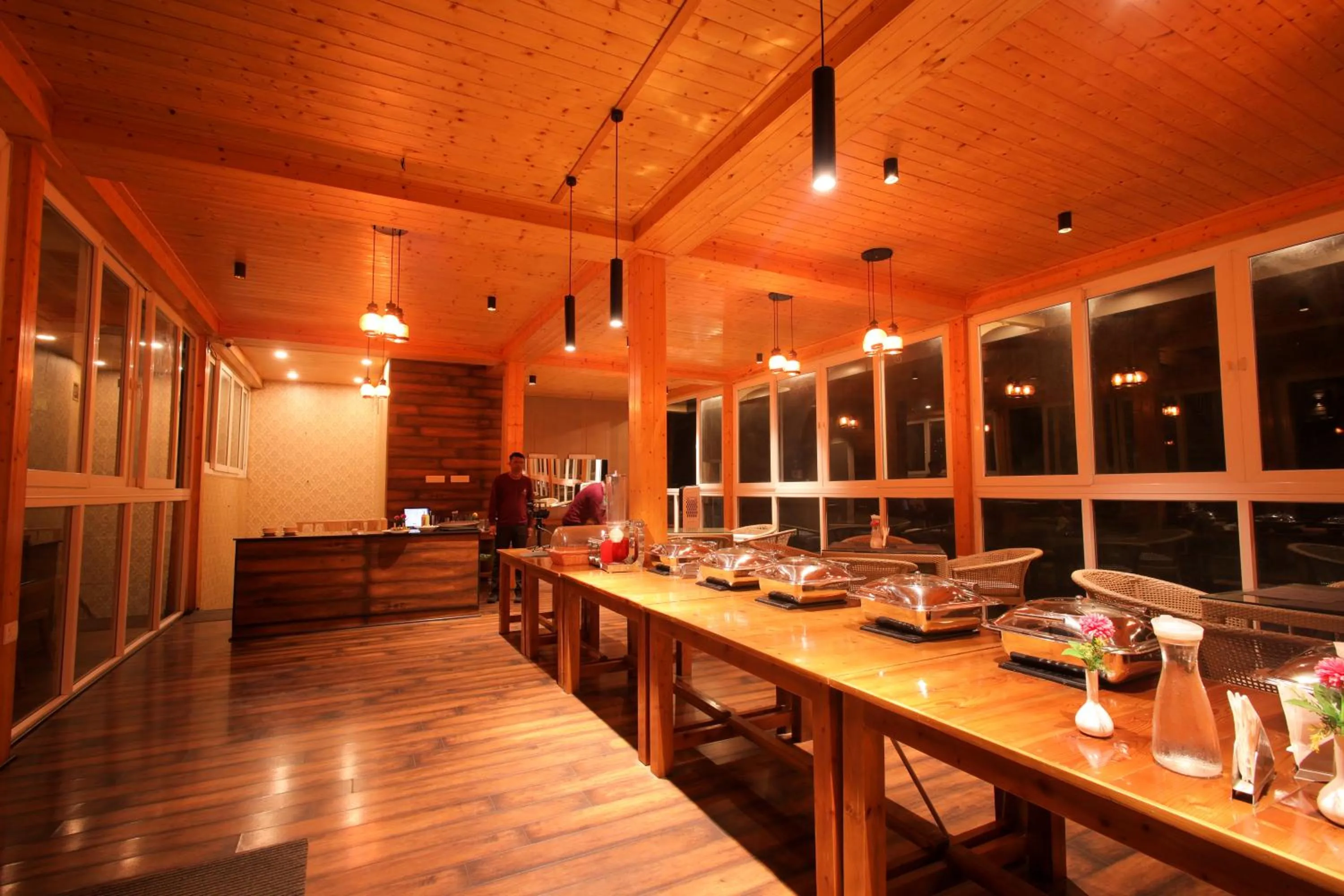 Restaurant/places to eat in The Woods Retreat