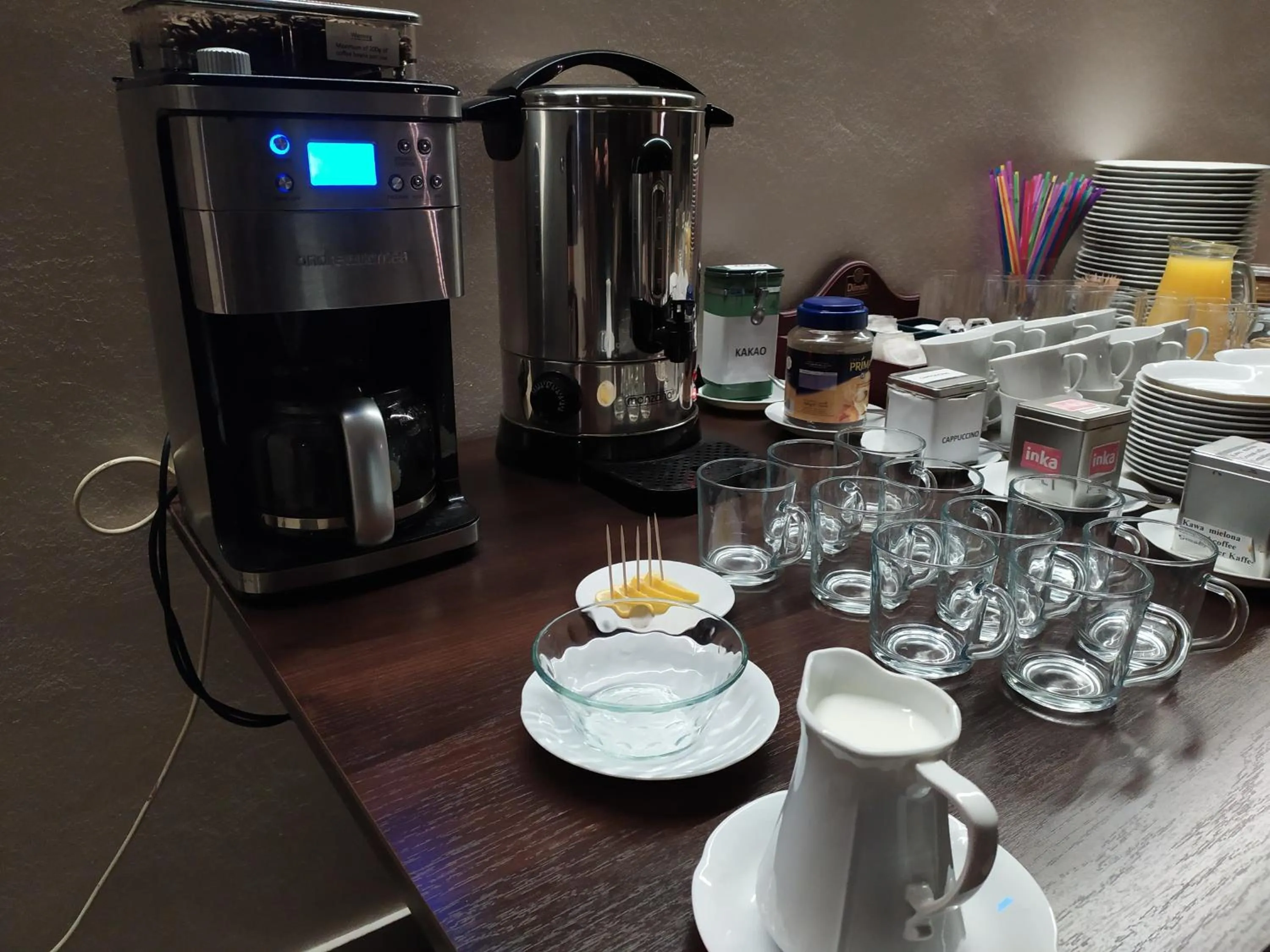 Breakfast in Dworska Elektrownia