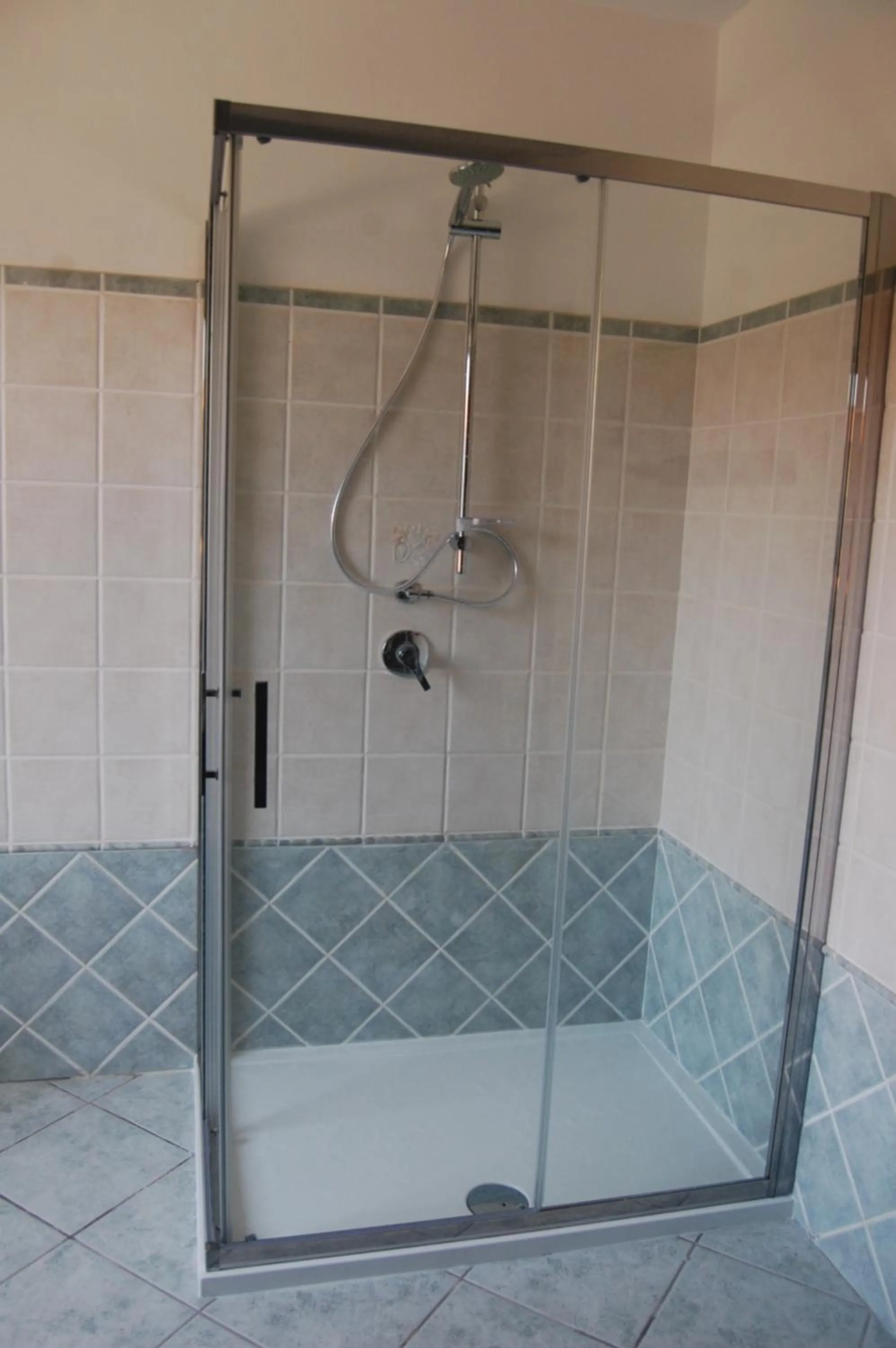 Shower in I Ginepri B&B
