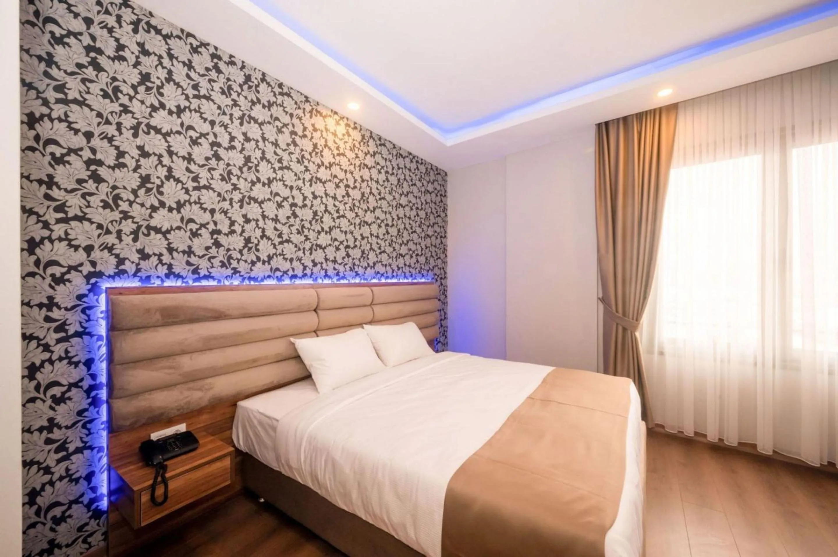 Bed in King City Hotel Istanbul Ataturk Airport