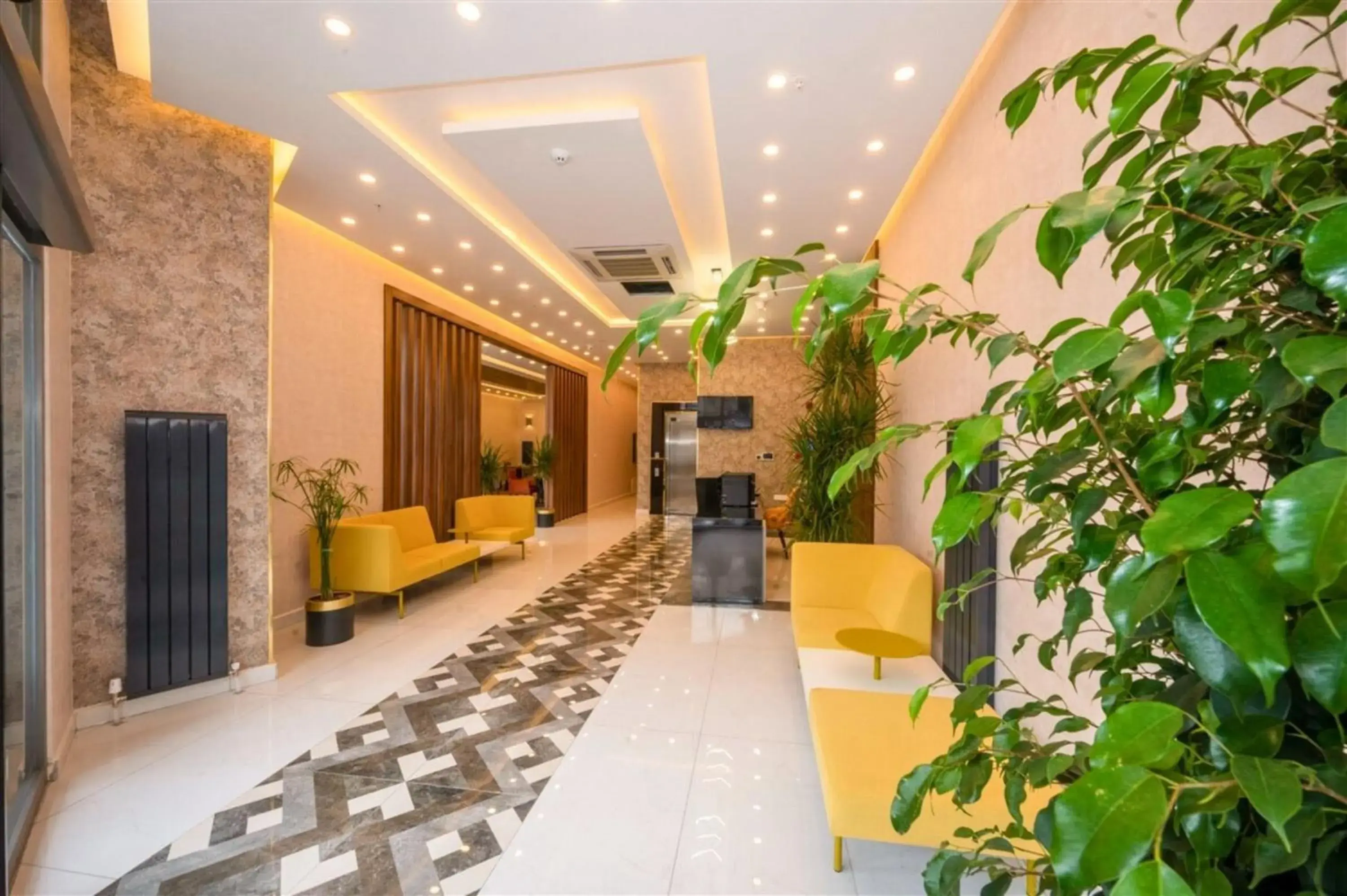 Lobby or reception in King City Hotel Istanbul Ataturk Airport Lobby or reception in King City Hotel Istanbul Ataturk Airport