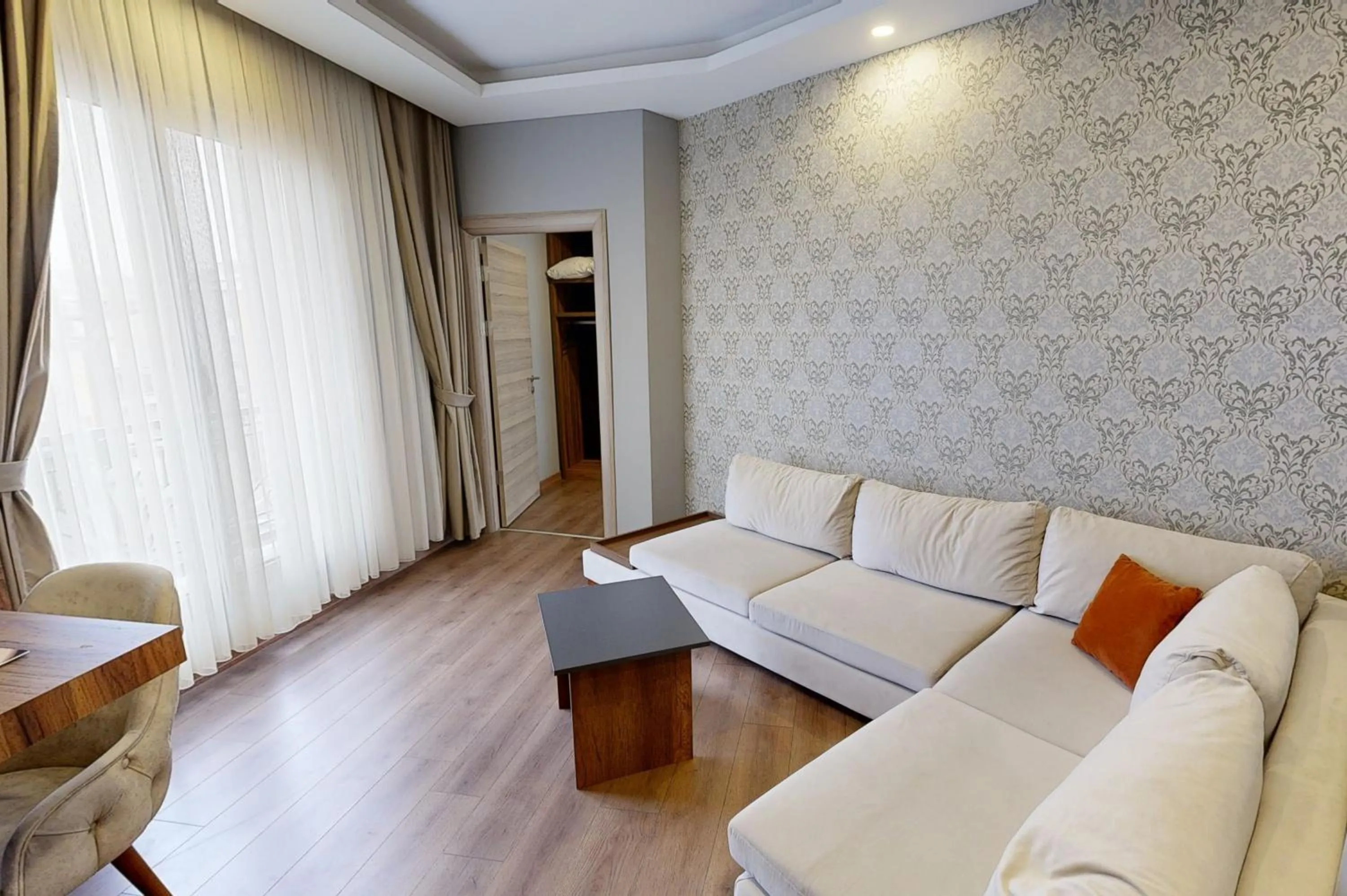 Seating area in King City Hotel Istanbul Ataturk Airport