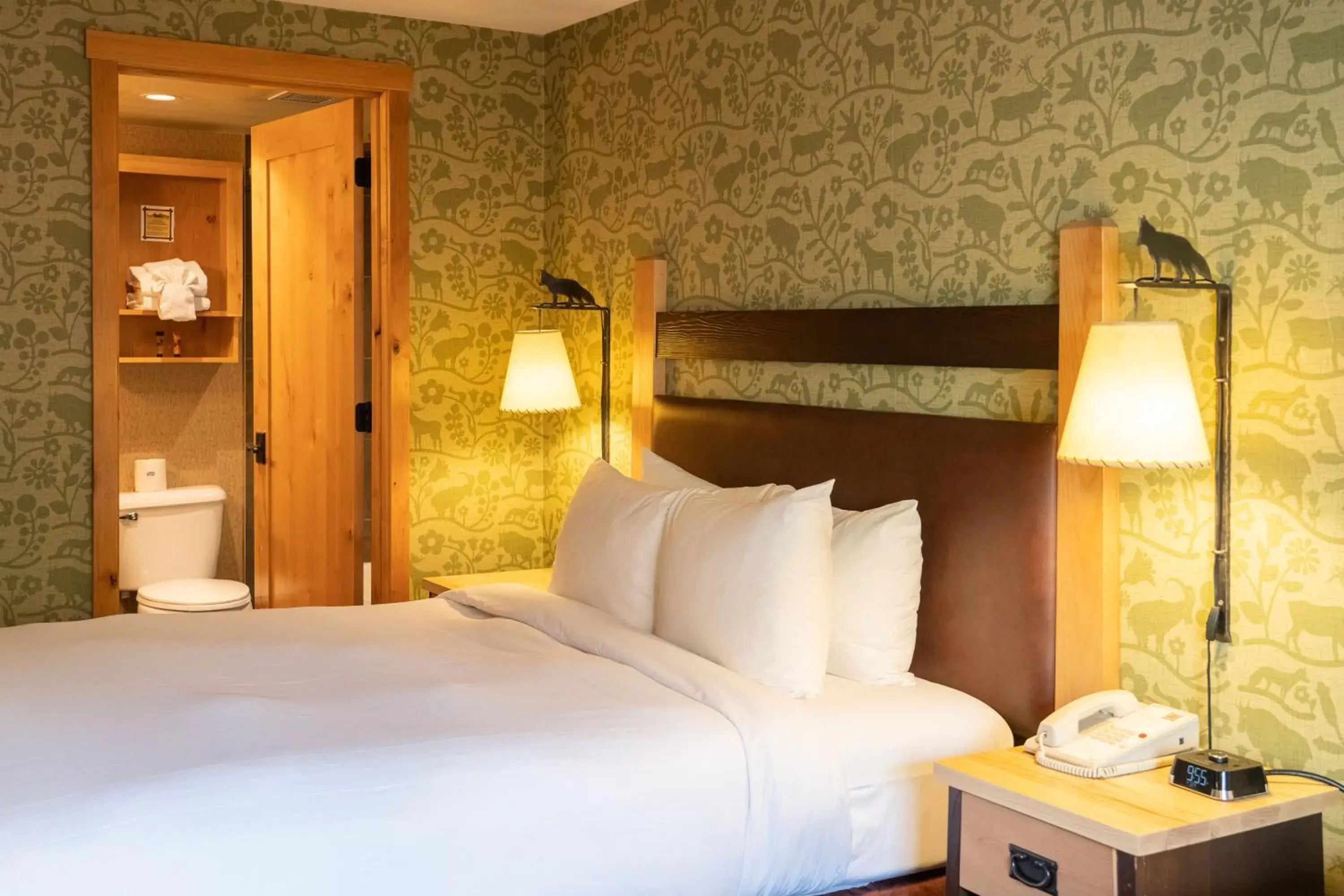 Bedroom, Bed in Fox Hotel and Suites Bedroom, Bed in Fox Hotel and Suites