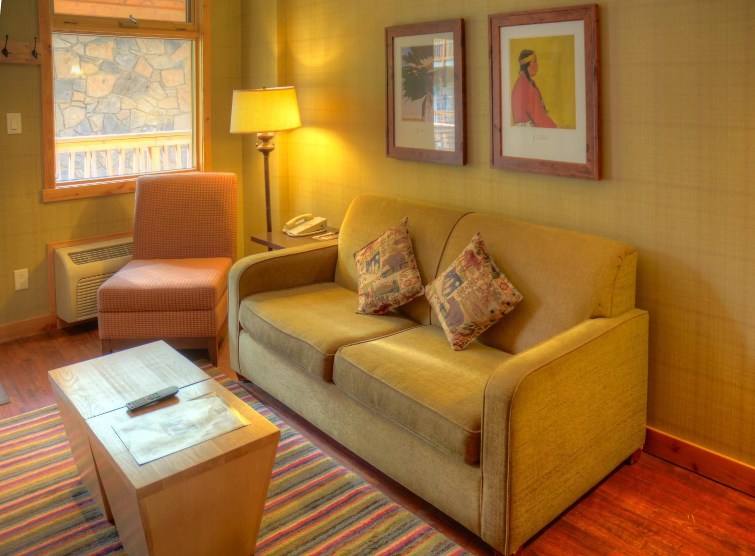 Living room in Fox Hotel and Suites