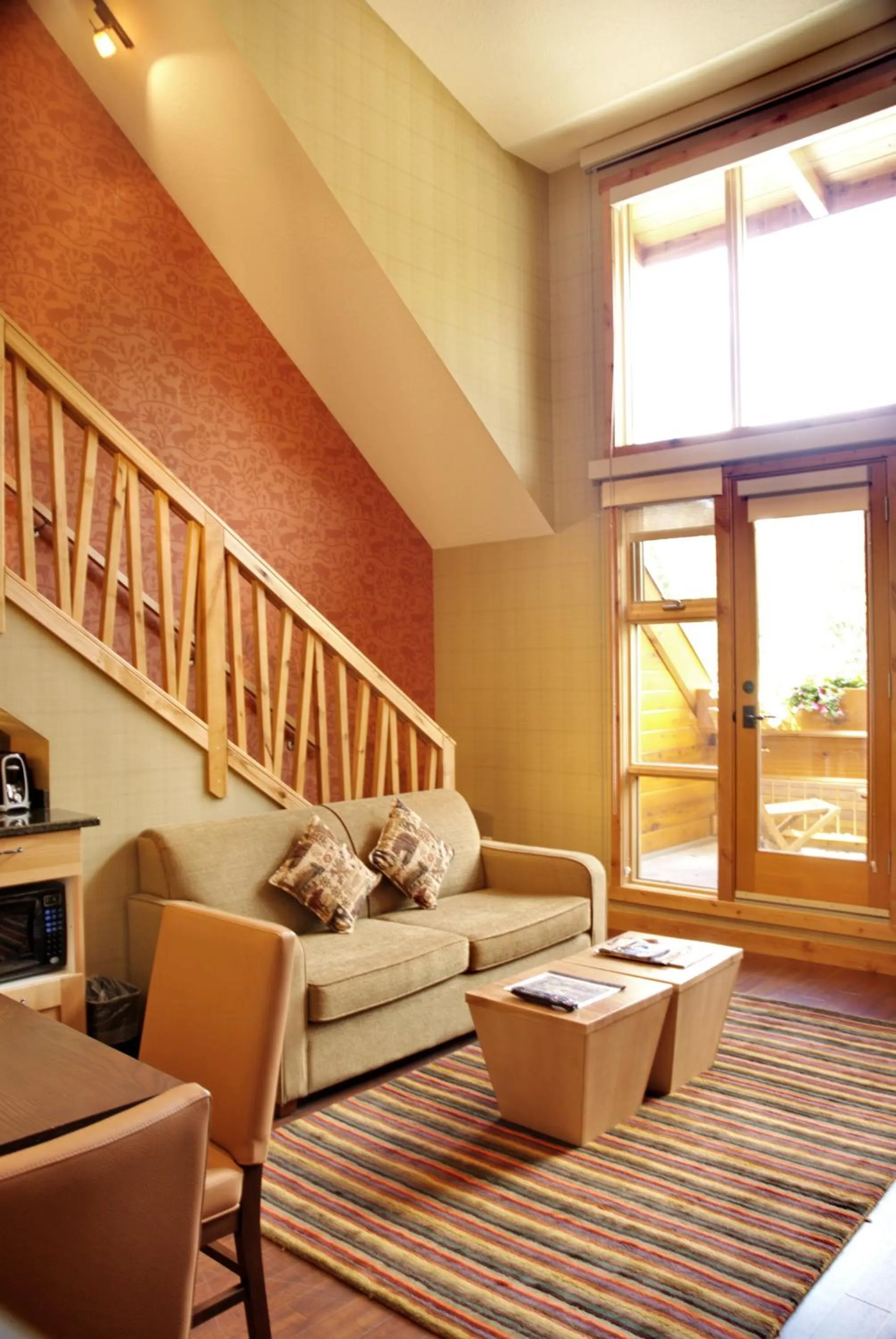 Living room in Fox Hotel and Suites