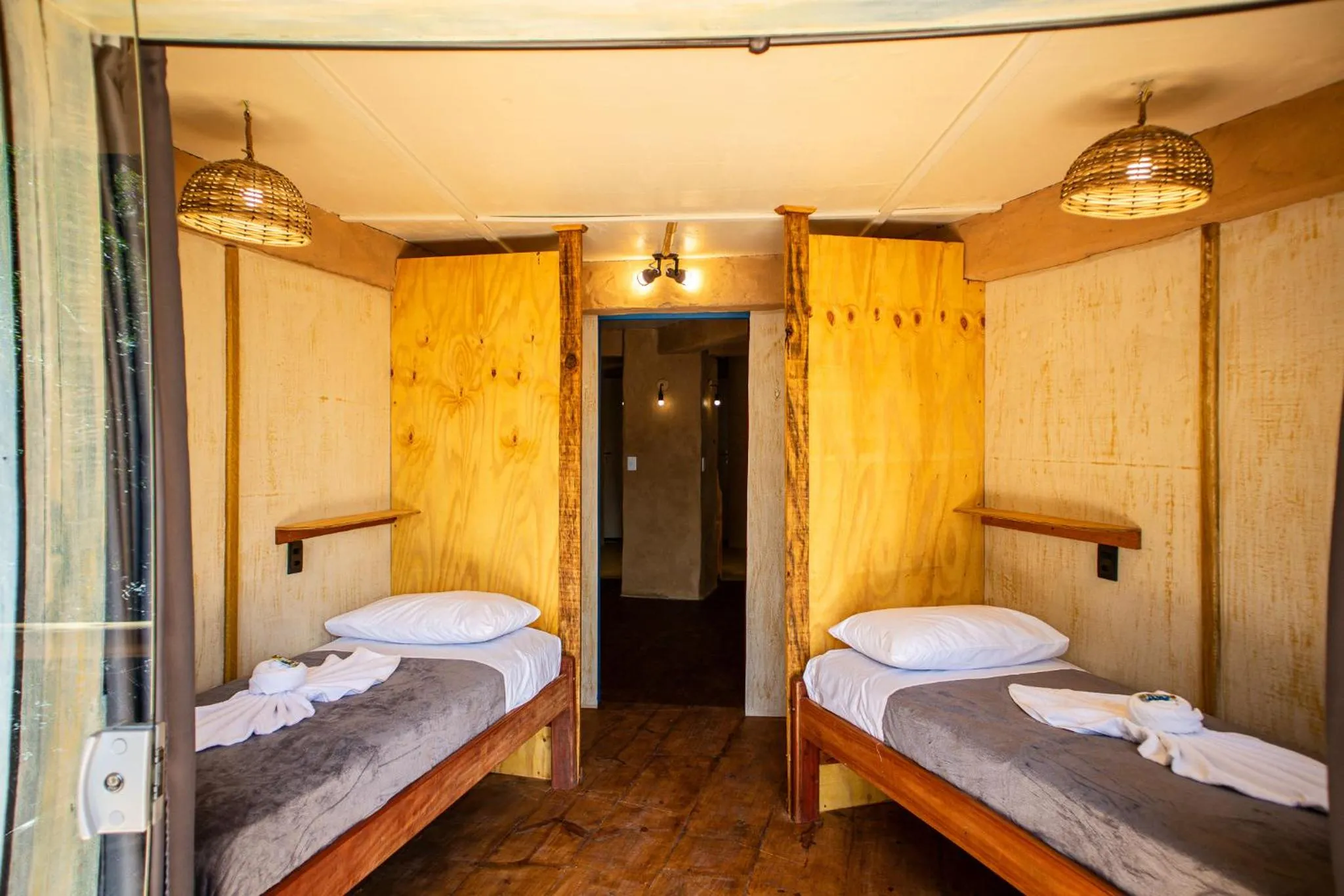 Double Room with Private External Bathroom - single occupancy in Espaço Flor Das Águas
