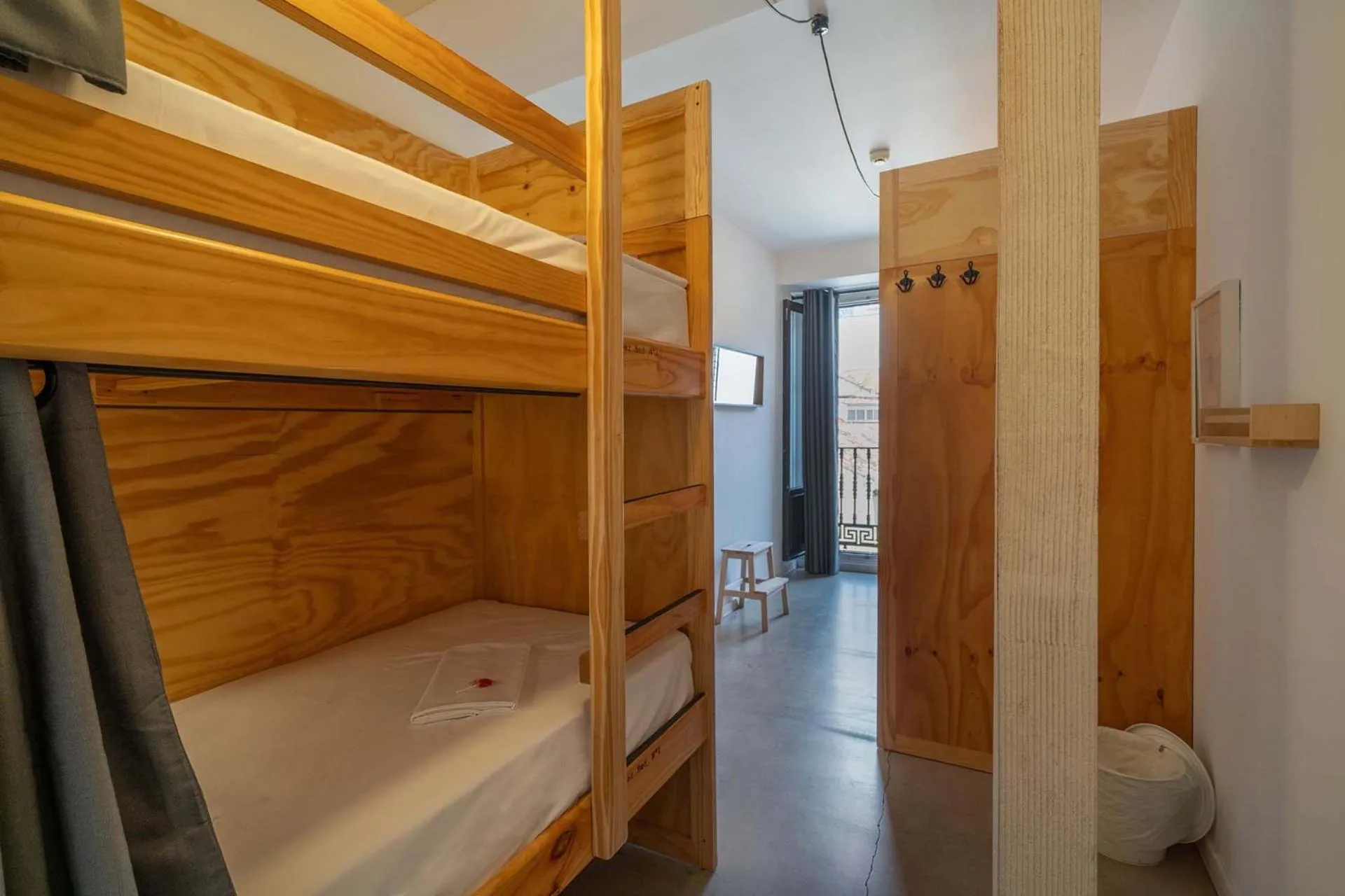 Photo of the whole room, Bed in The Hat Madrid