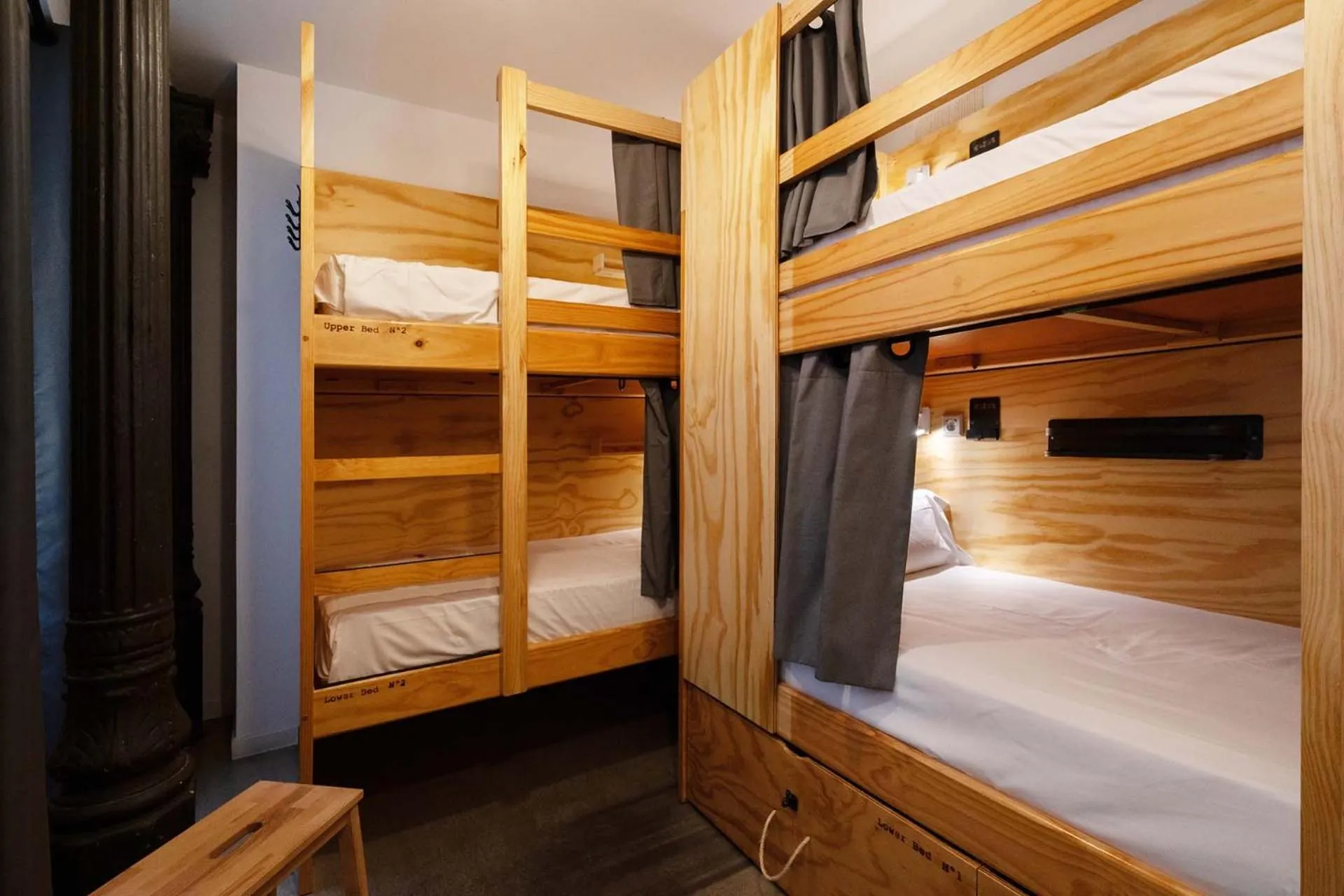 Photo of the whole room, Bed in The Hat Madrid