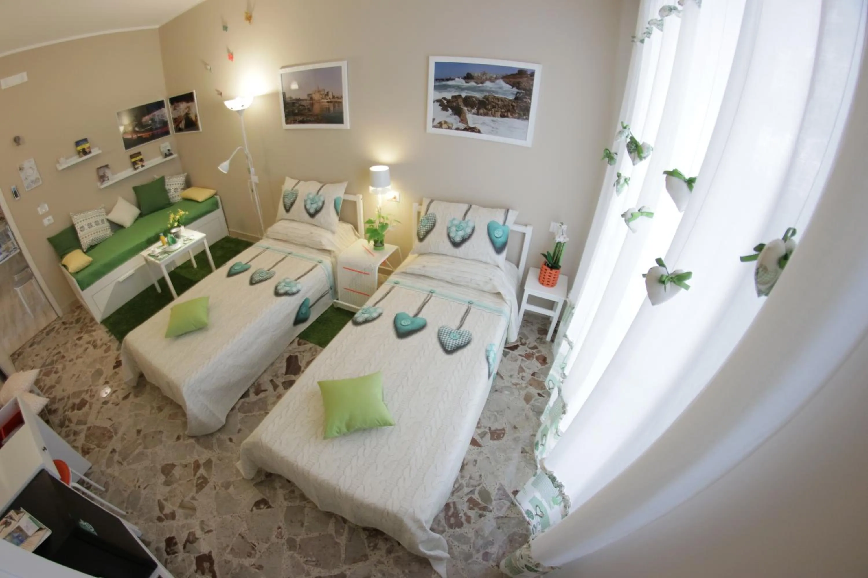 Triple Room with Balcony in Dimora Pascali - "Home & Breakfast"