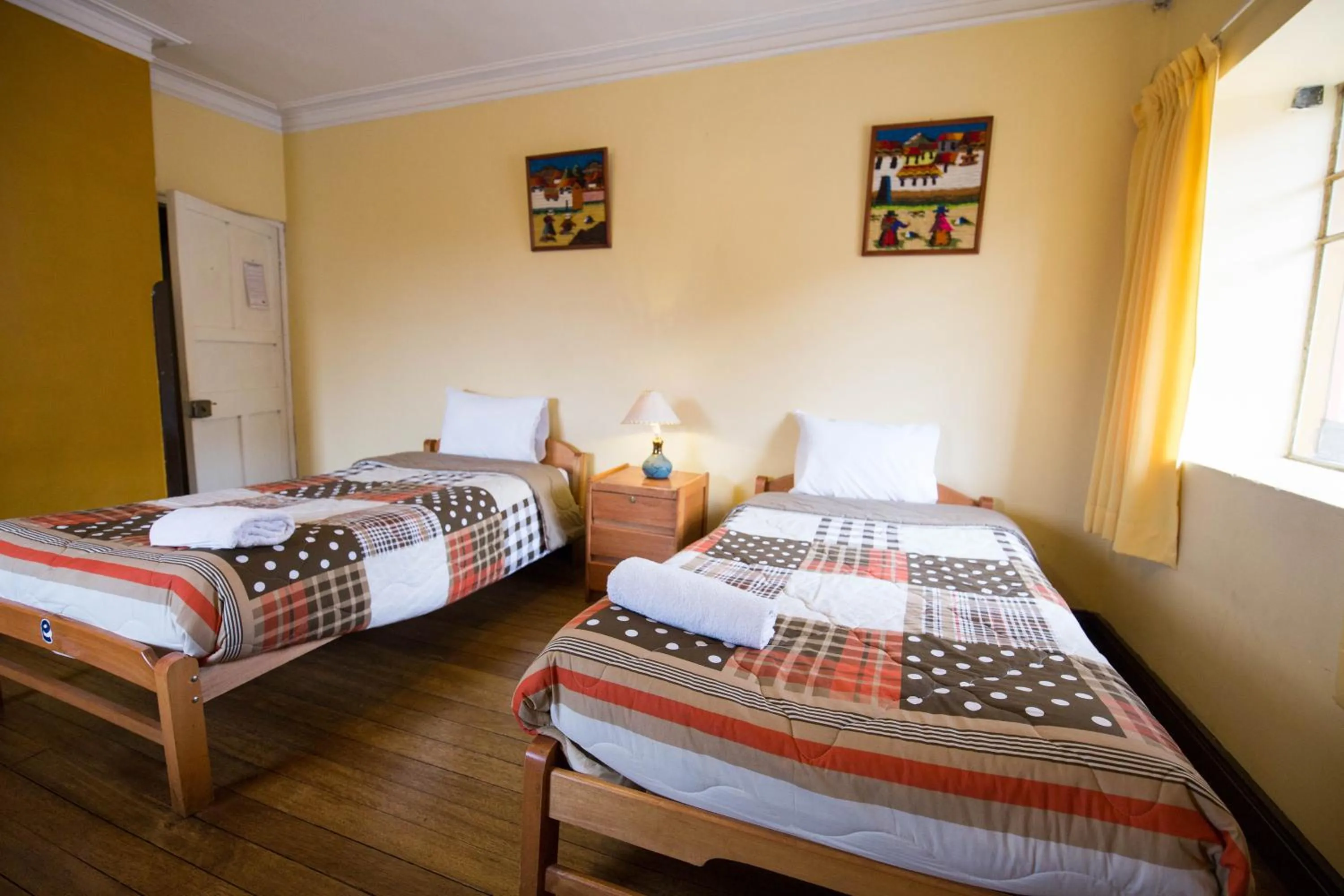 Twin Room with Shared Bathroom in Hospedaje Turistico Recoleta