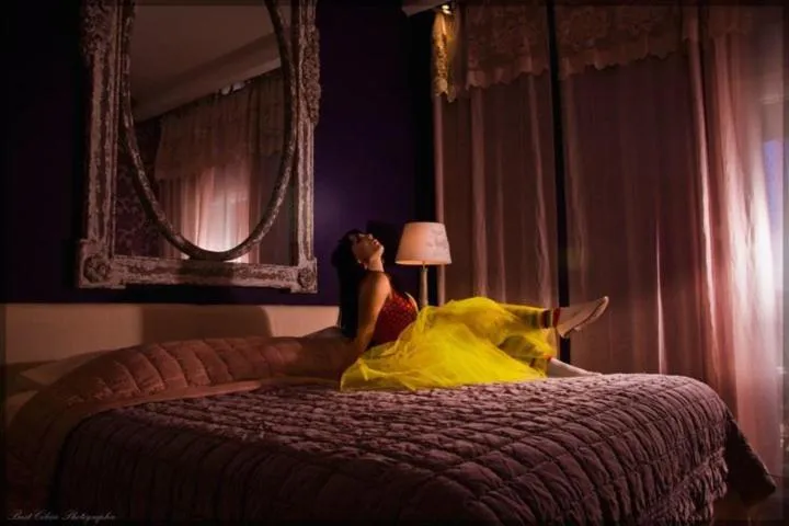 Photo of the whole room, Bed in Logis Hôtel restaurant des Pins