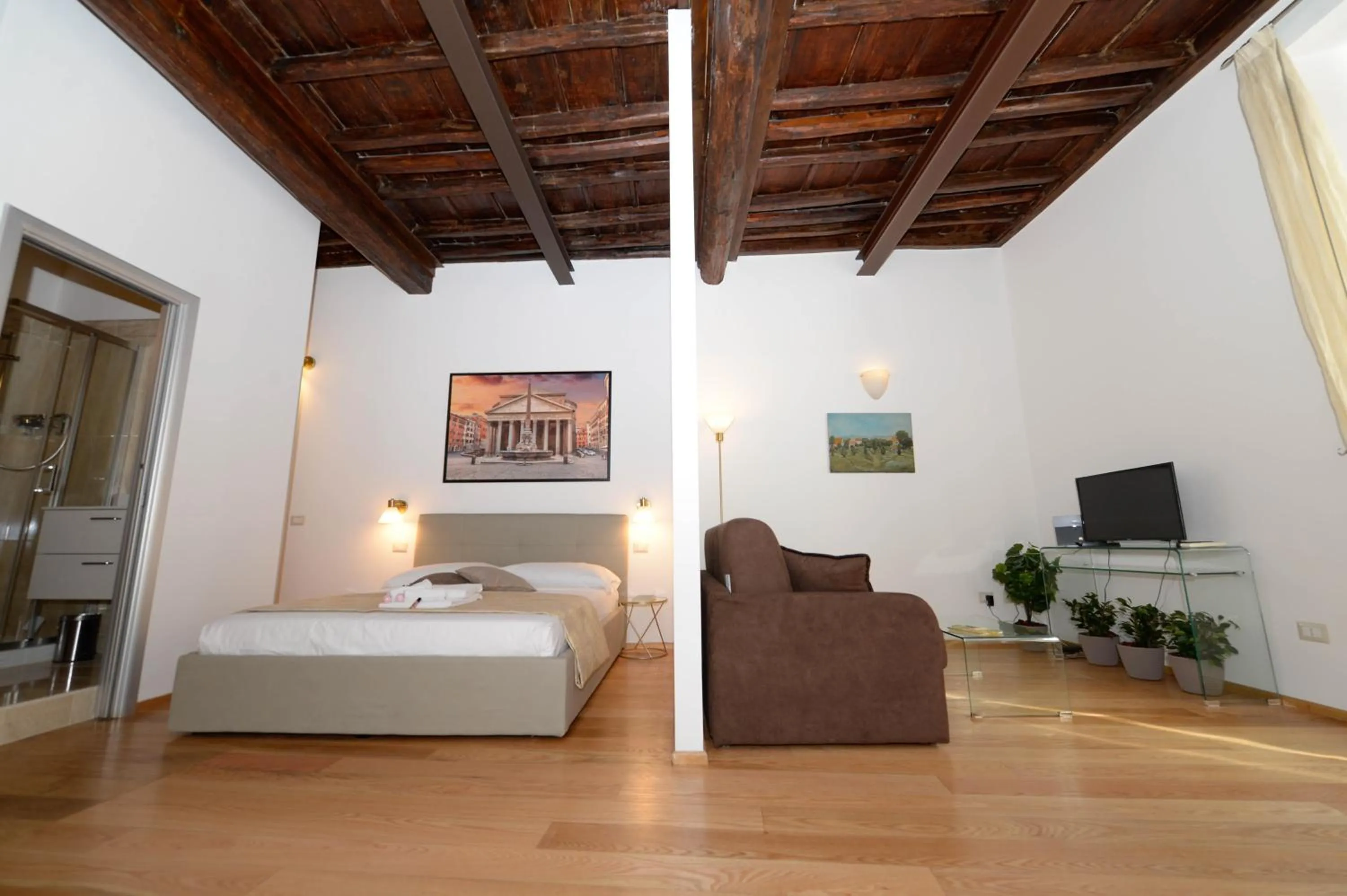 Photo of the whole room, Bed in Campo De Fiori Relais